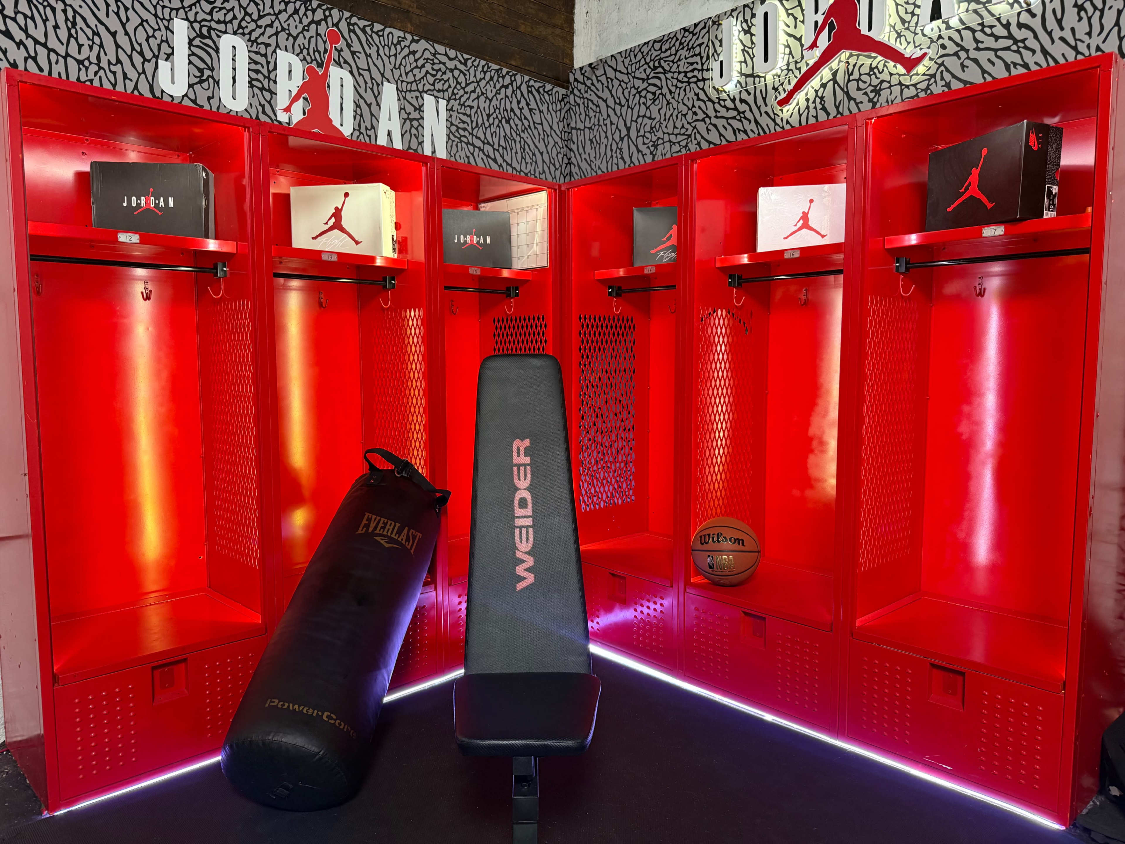 Multi Content Space Entire space $149hr Image in Pittsburgh, Atlanta, GA