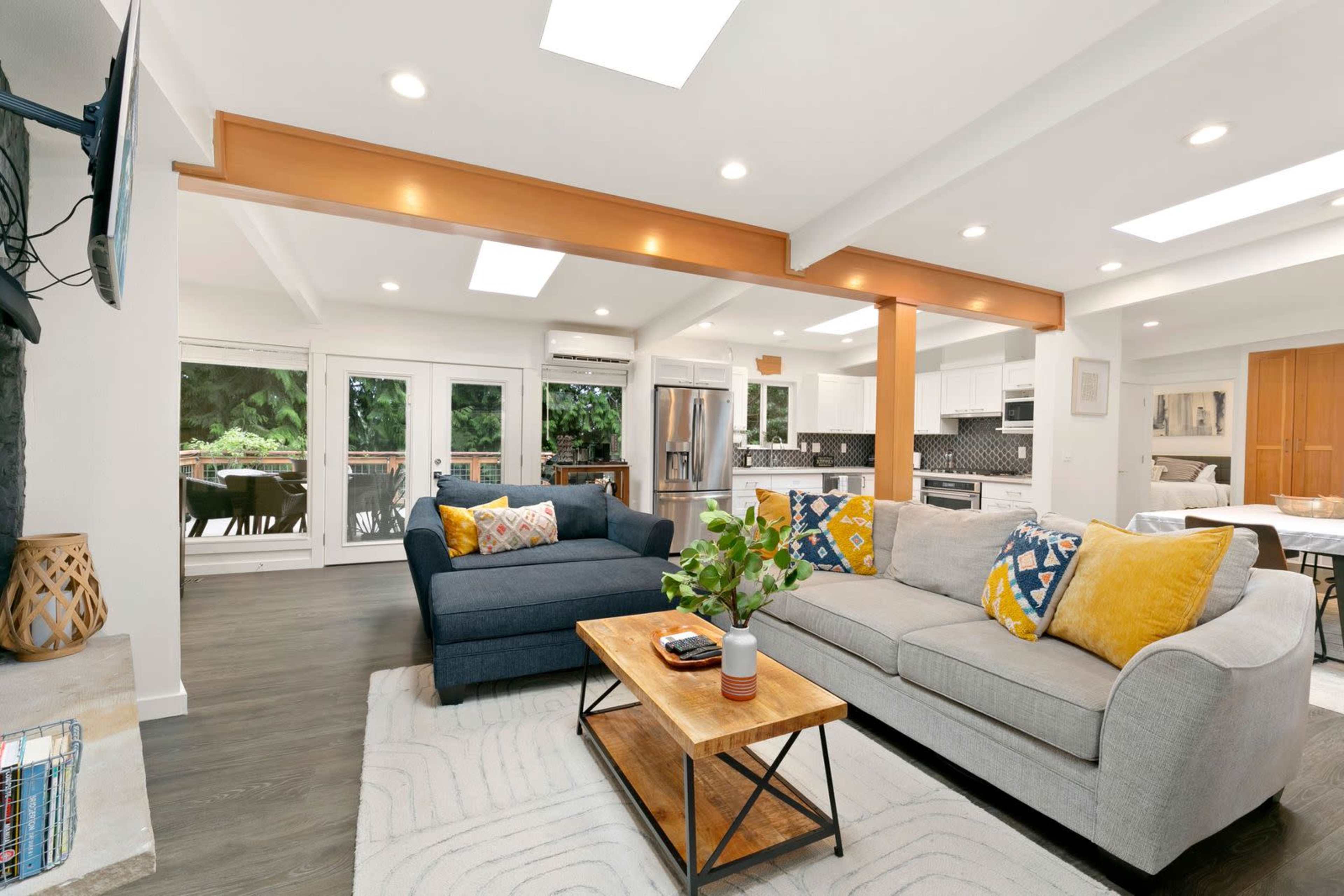 Forest Retreat Home near Seattle Image in Ravenna, Lake Forest Park, WA