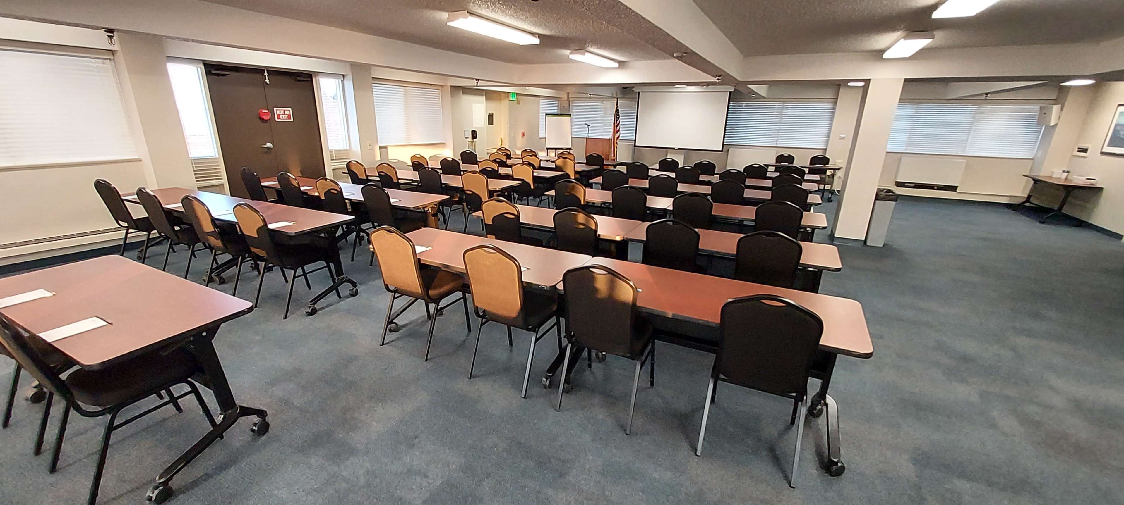 top floor space with great view, lots of natural light and built-in AV Image in BWI Business District, Linthicum Hts, MD