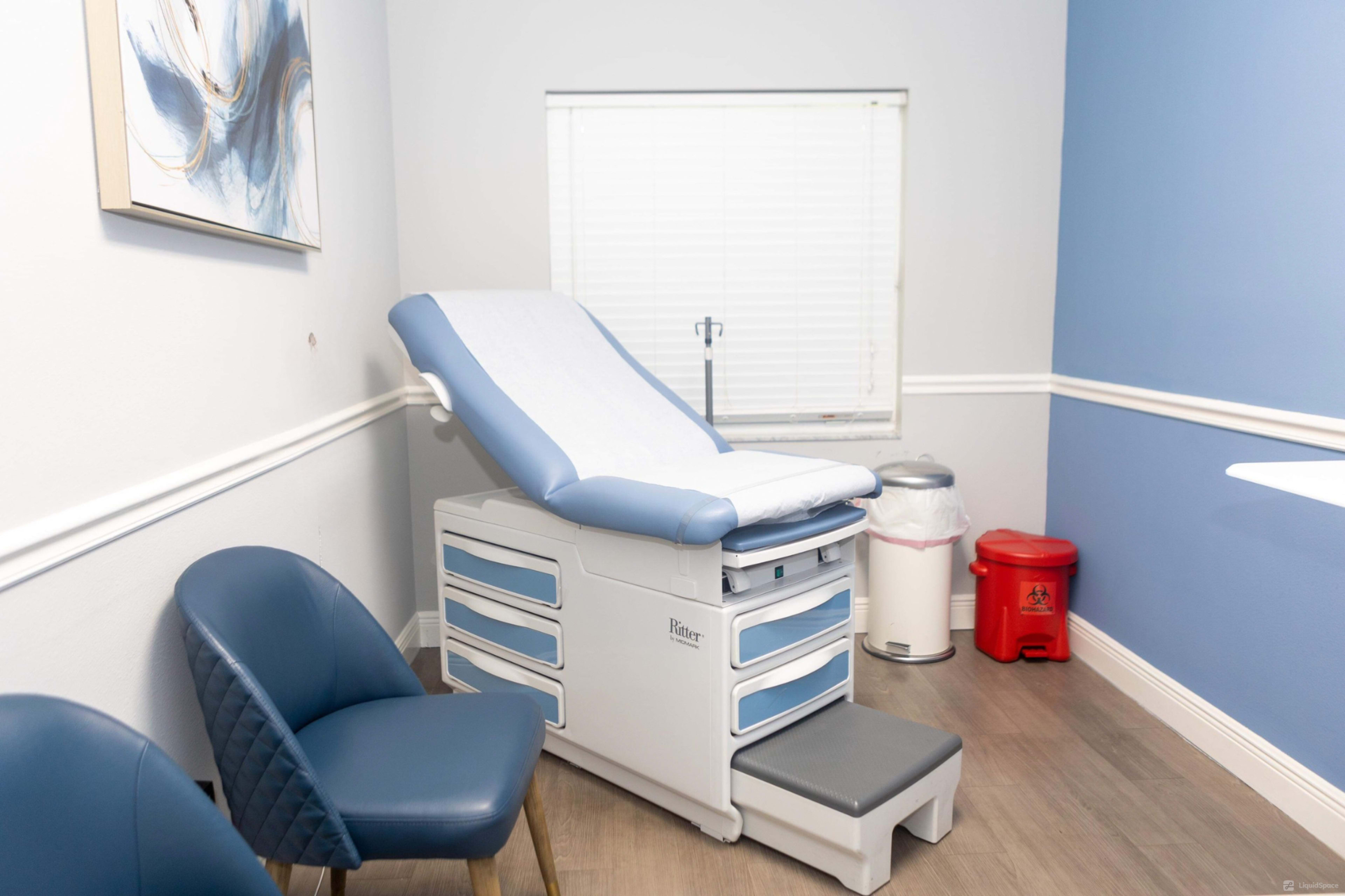 Tampa Medical Office Exam Rooms For Rent Image in University, Tampa, FL