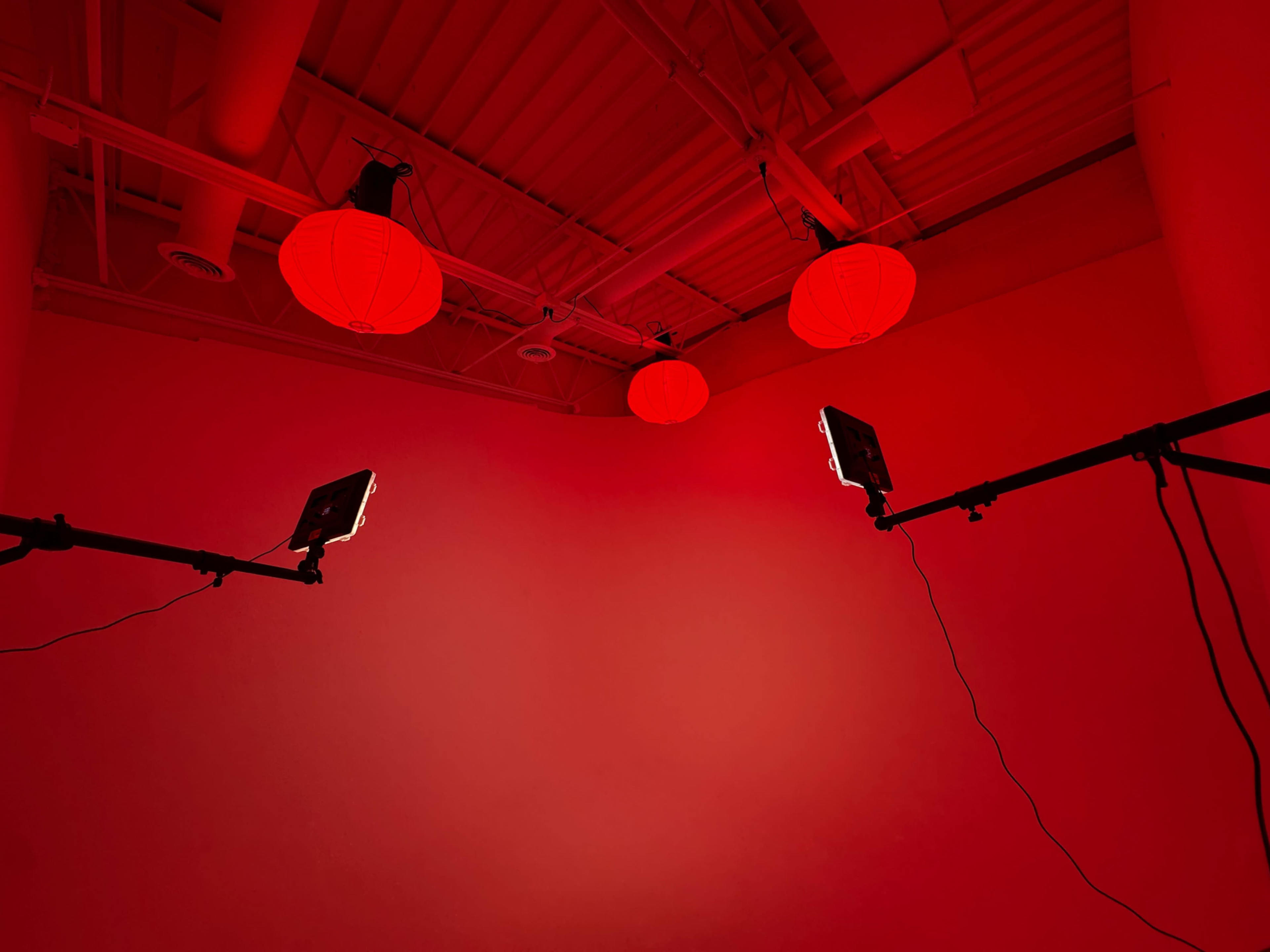 The Infinity Room at UCreate Content Studio Image in Gallatin Township, Kansas City, MO