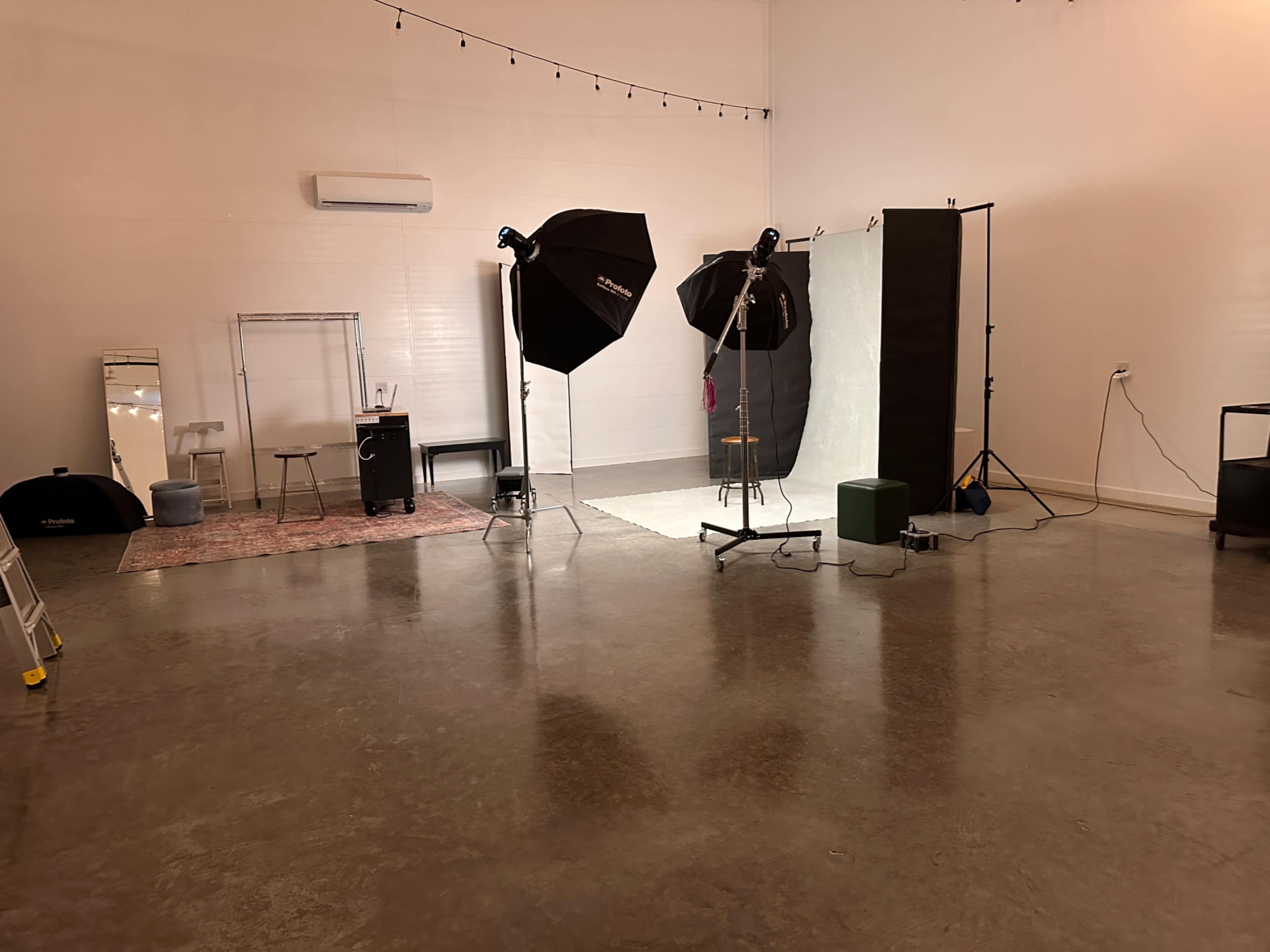 Modern Industrial Warehouse Studio in the Heart of Frisco Image in Frisco, Frisco, TX
