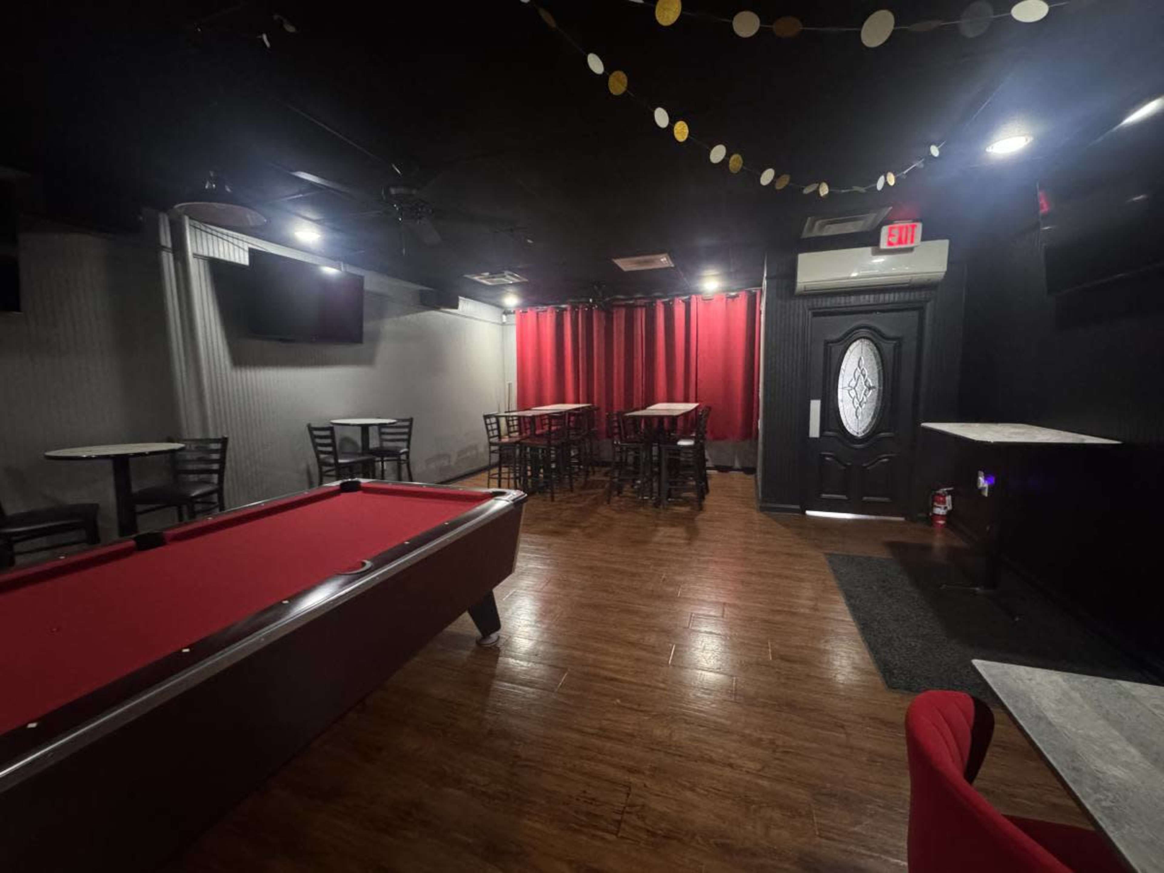 Hidden Gem Bar Lounge Image in , Newark, DE