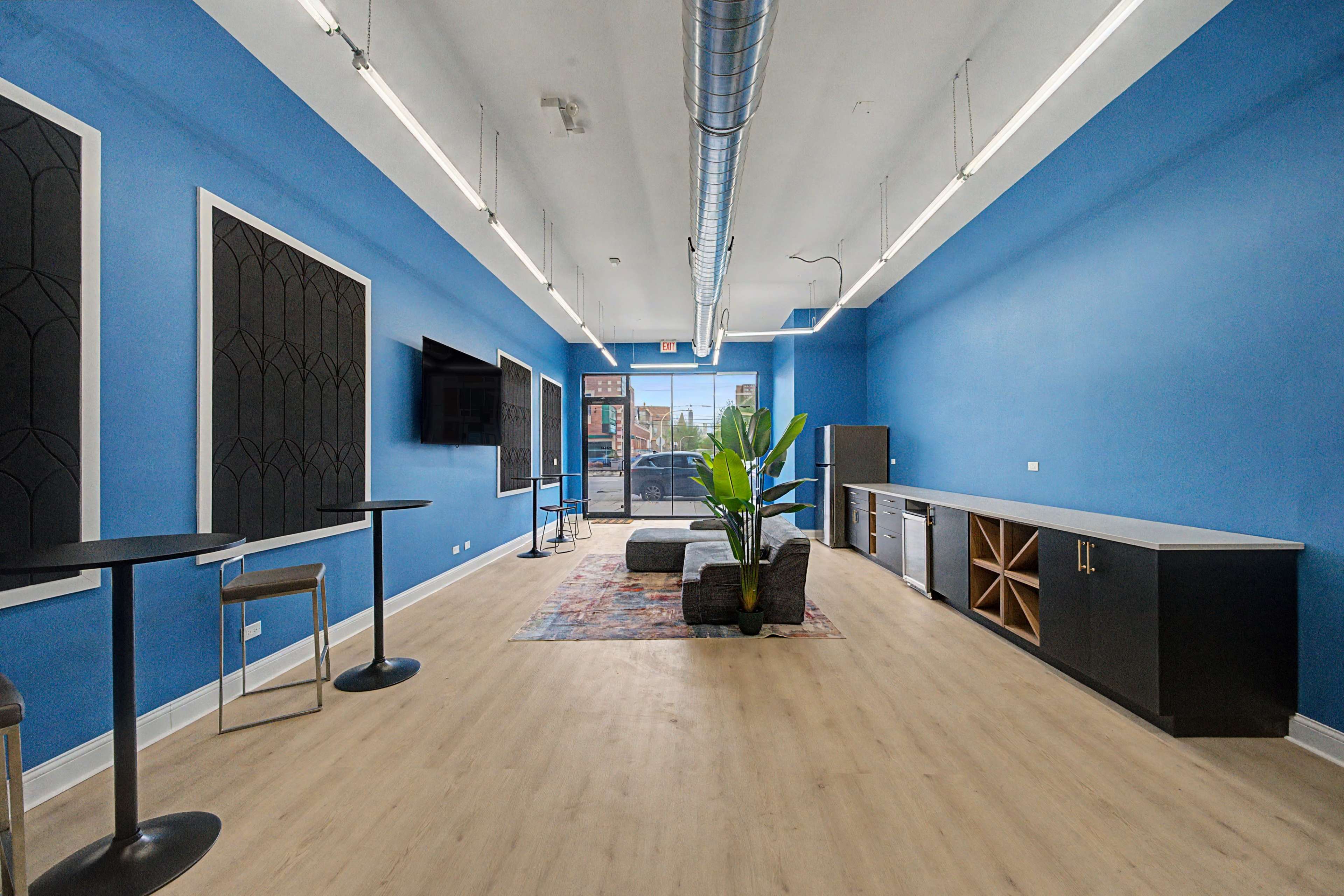 Spacious Downtown Chicago Event Venue with Modern City Vibes Image in West Town, chicago, IL