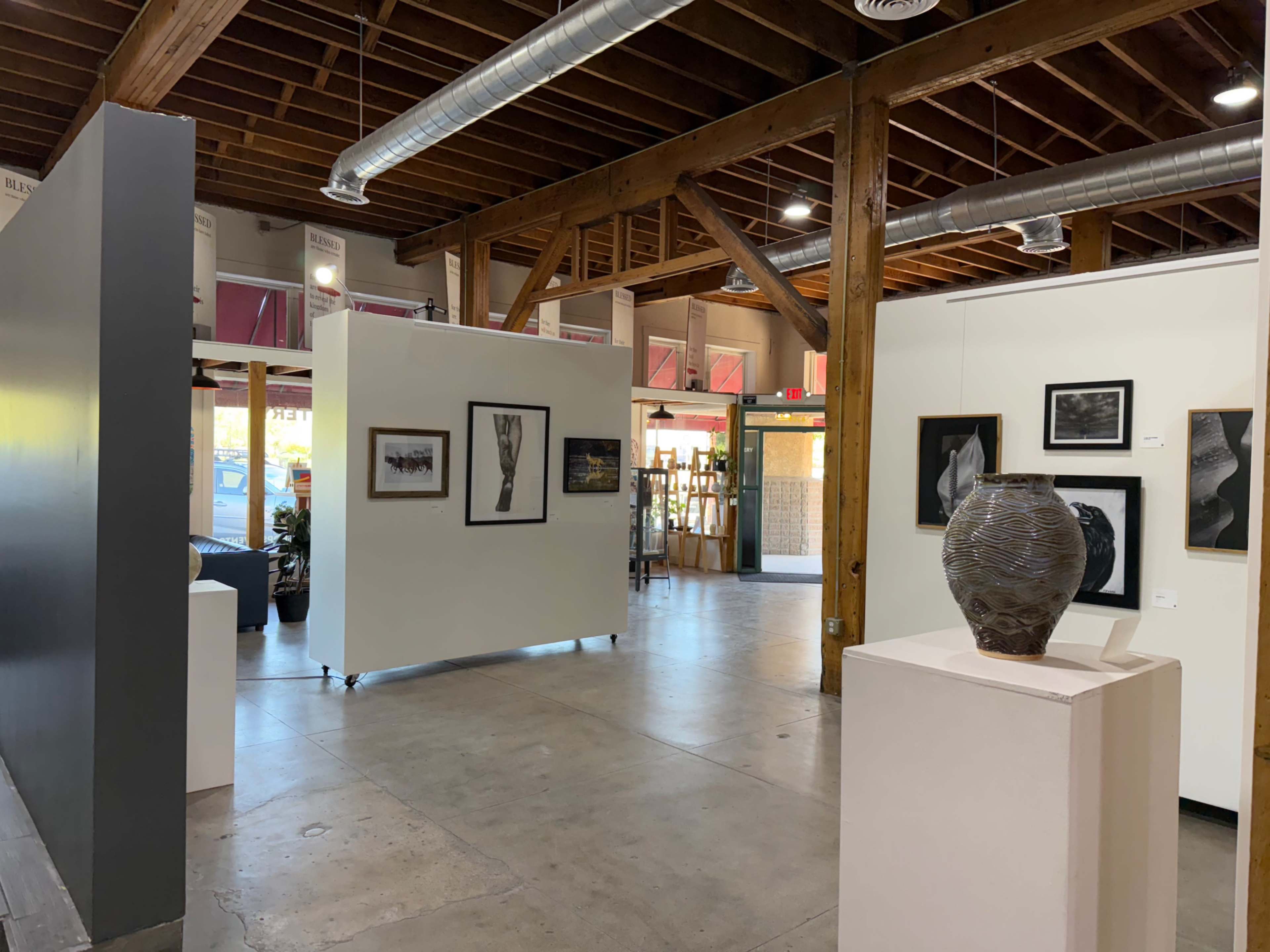 Stylish Arts Venue with Indoor/Outdoor Options Image in Old Town Peoria, Peoria, AZ