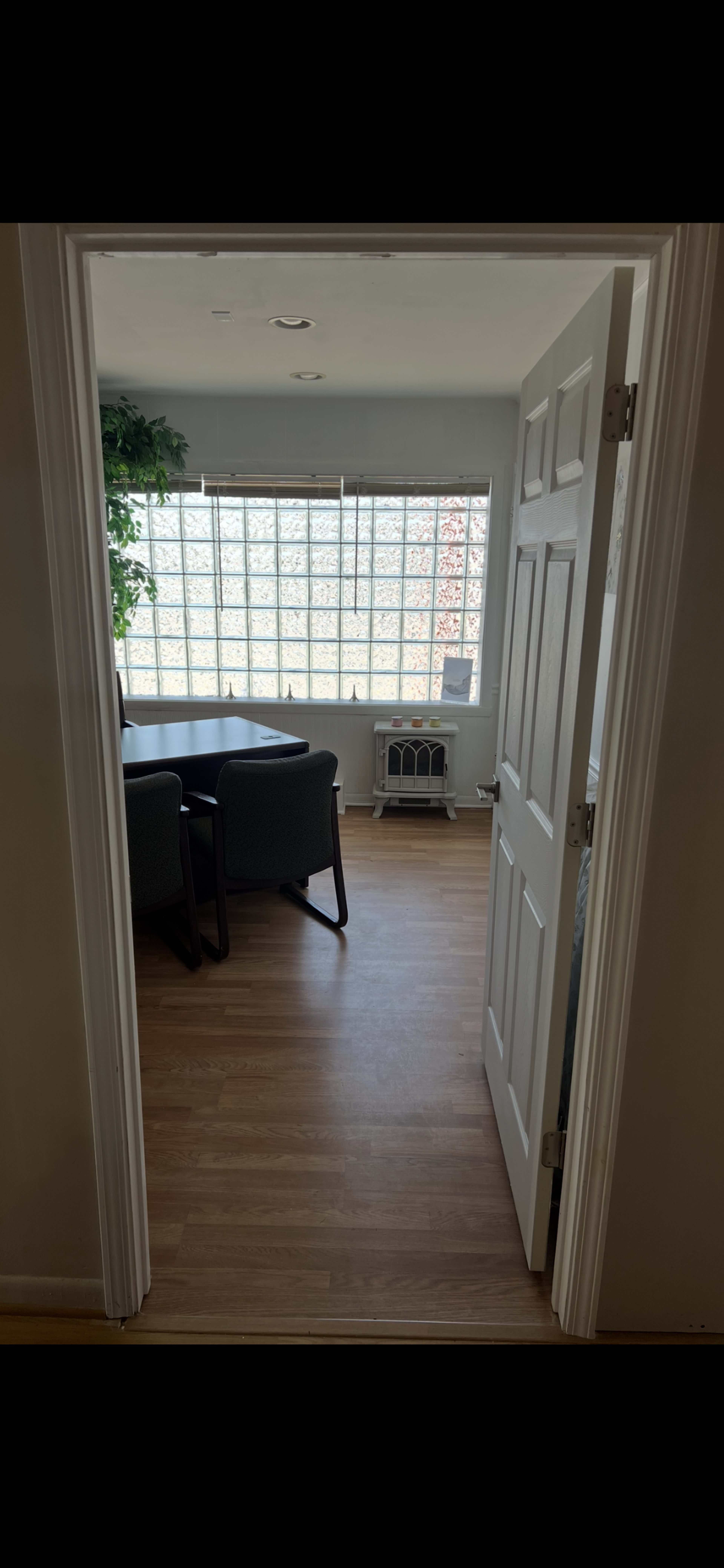 Bright, Beautiful office space in Old Orland right on 143rd Street. Easy to find location. Image in Orland Township, Orland Park, IL