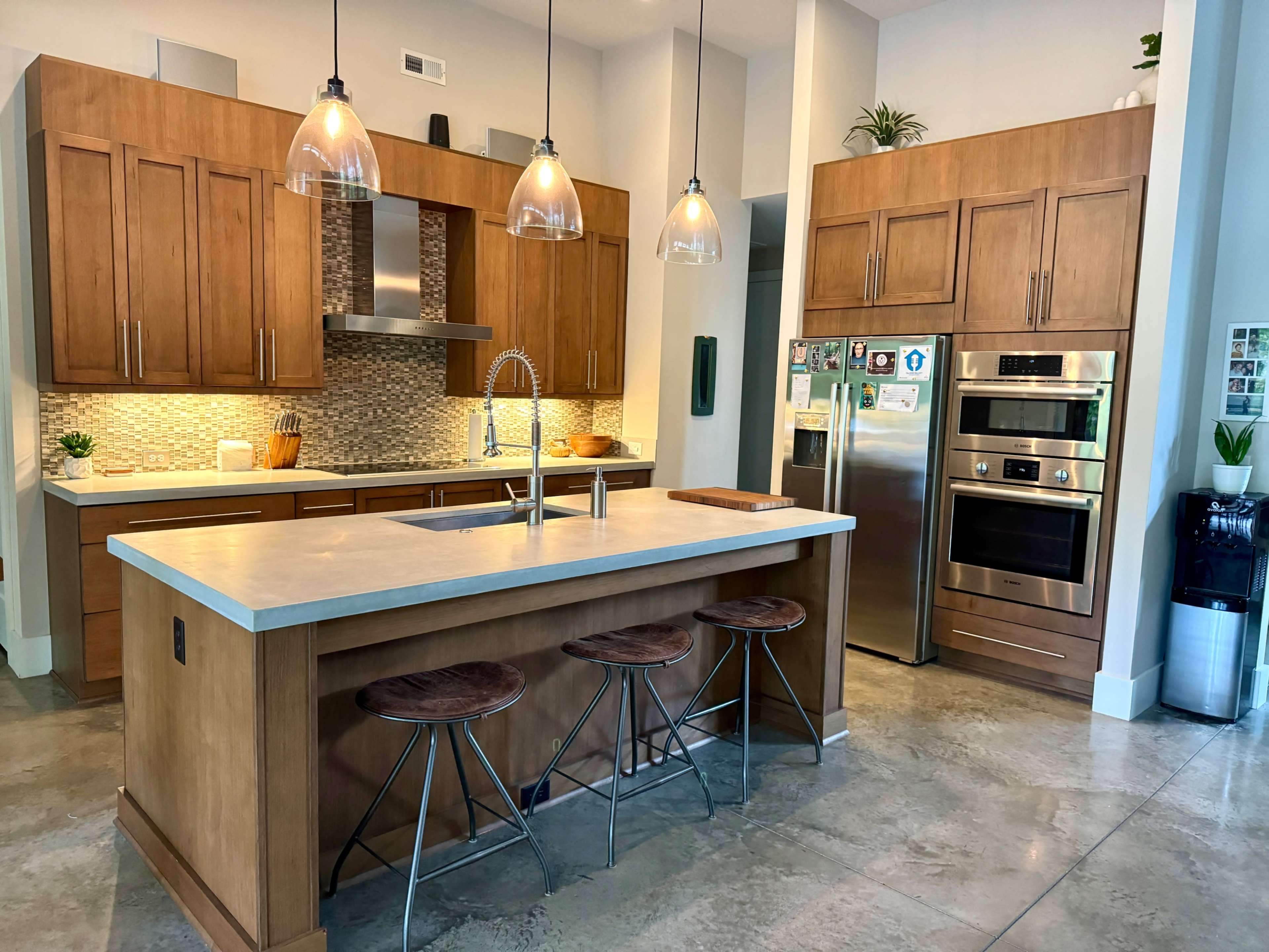 Designed to Inspire - Modern Luxury Villa for Meetings, Retreats, Off-Sites, Team Building & Creative Sessions Image in Longleaf Acres, Wilmington, NC