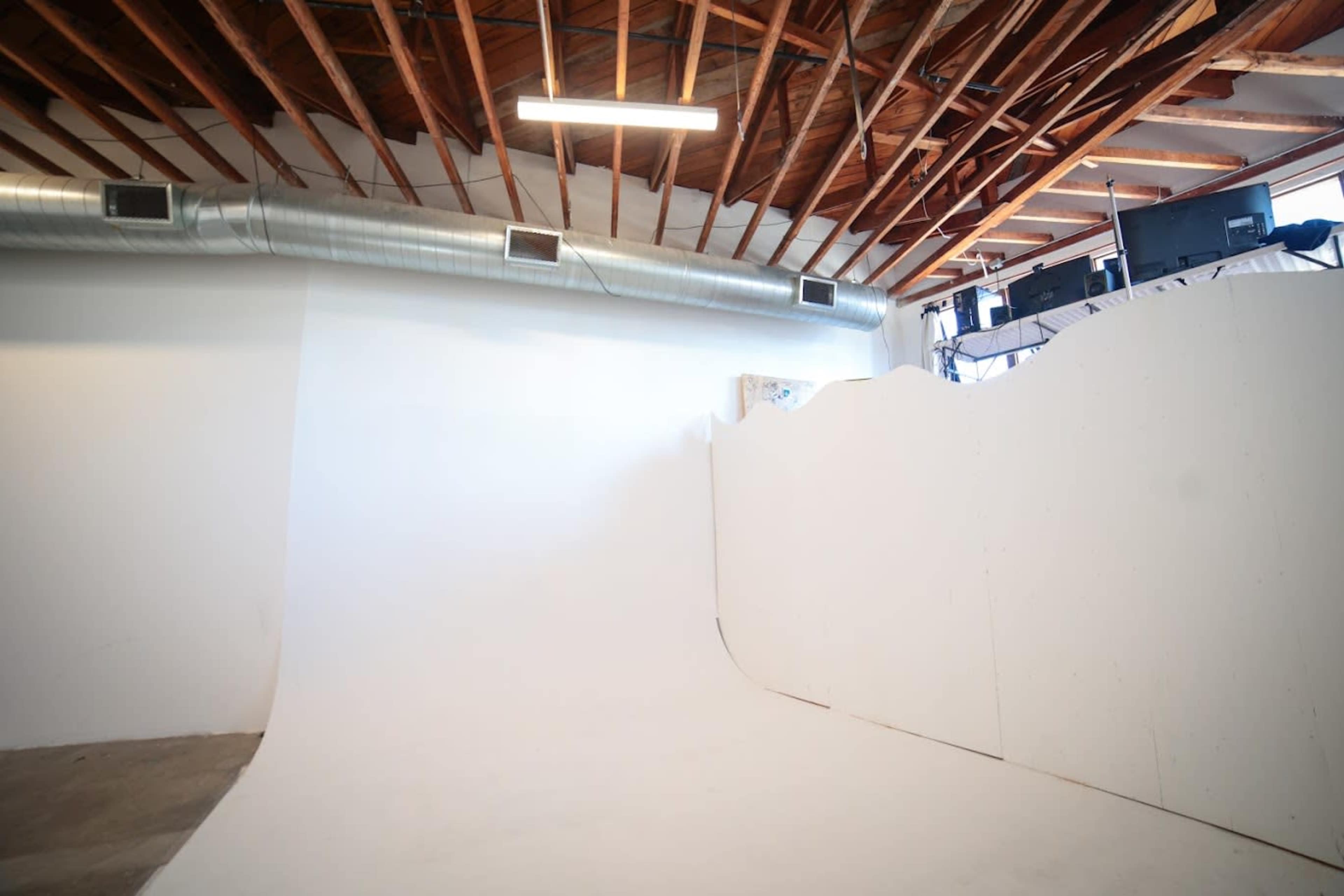 Spacious East LA Creative Studio/Cyc wall/ Event Space Image in Boyle Heights, Boyle Heights, CA
