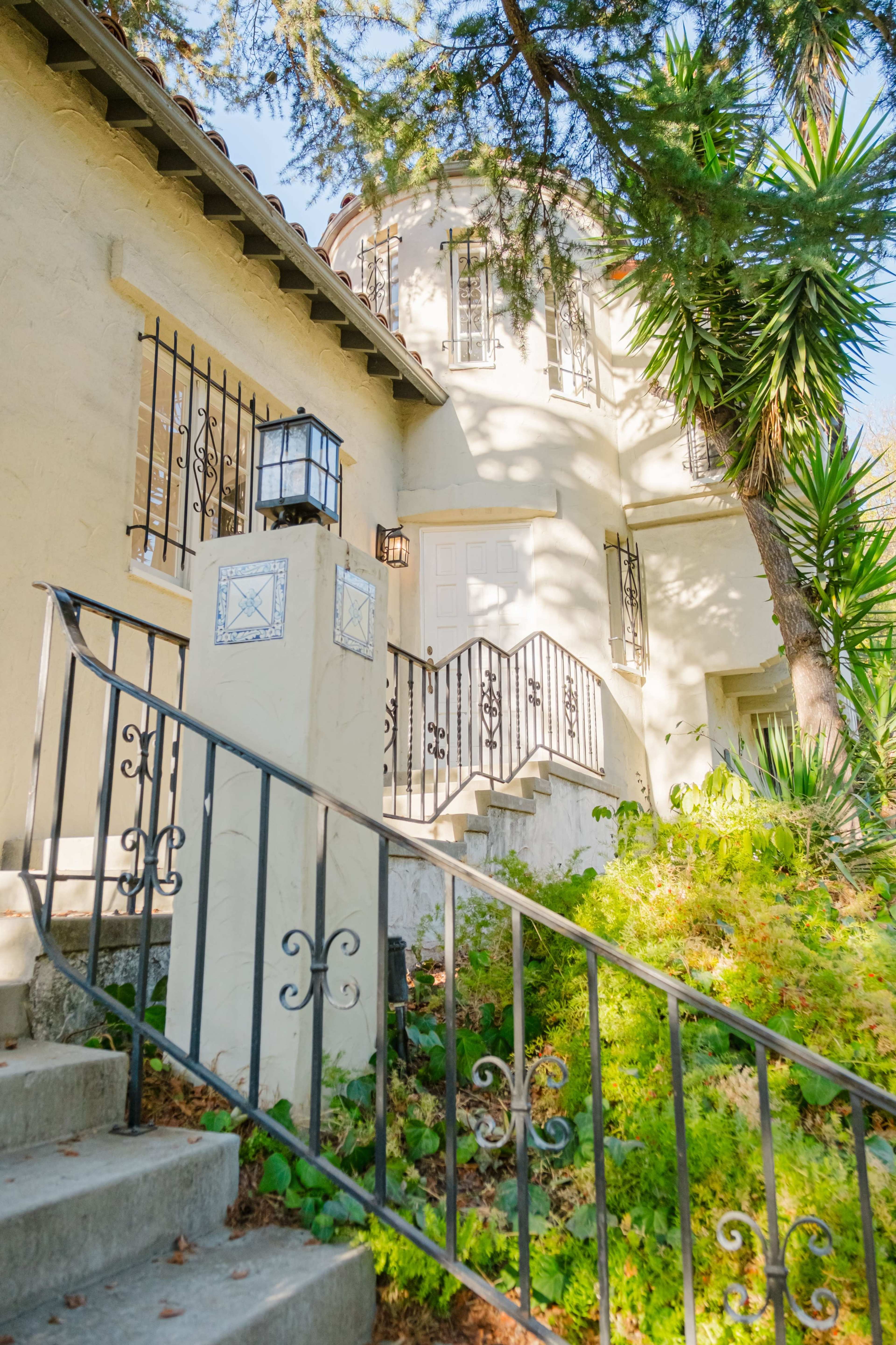 HOLLYWOOD HILLS SANCTUARY WITH SPANISH CHARM Image in Central LA, Los Angeles, CA