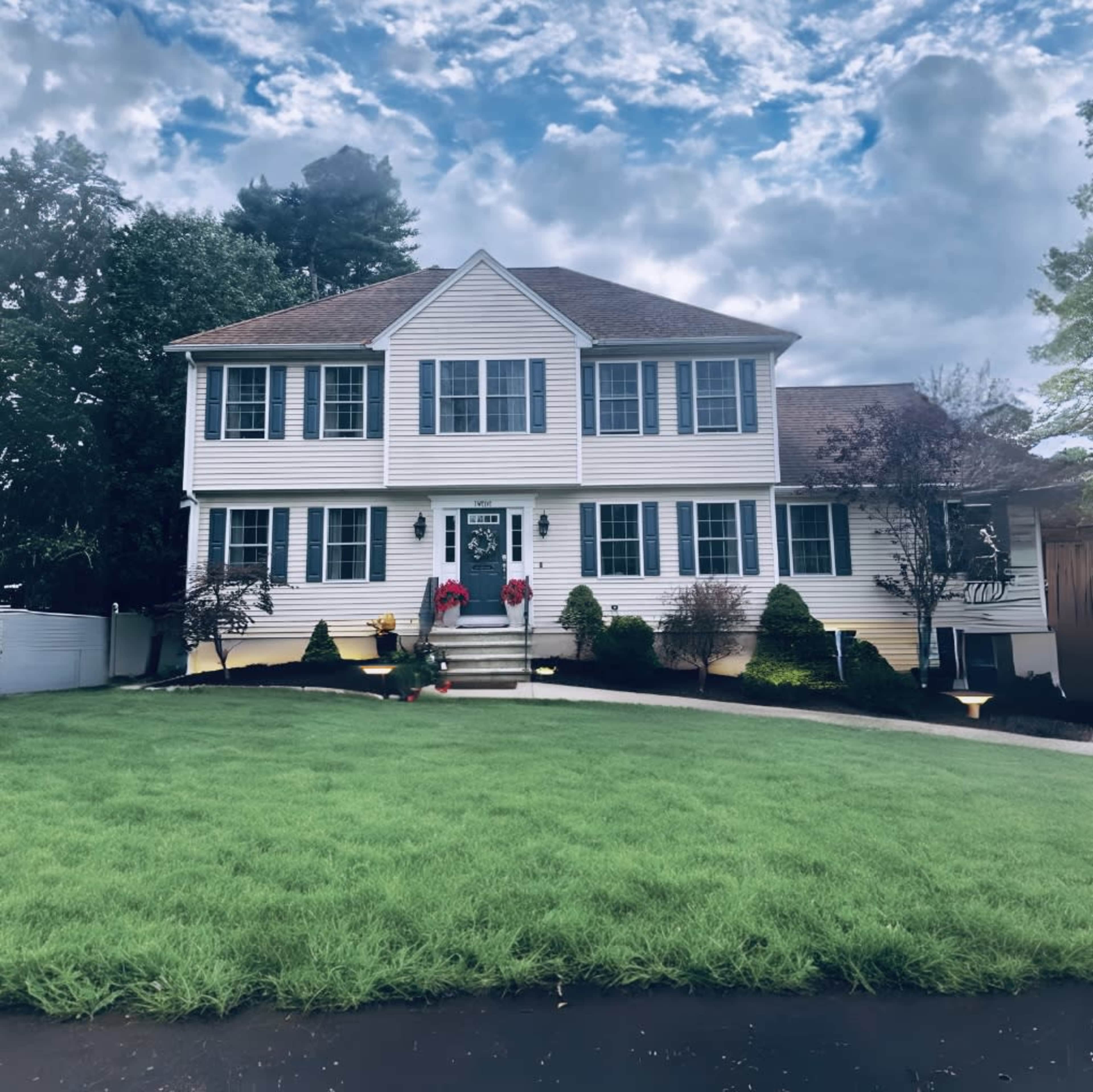 Suburban Elegance: Large single family venue for commercial Shoot Image in East Douglas, Douglas, MA