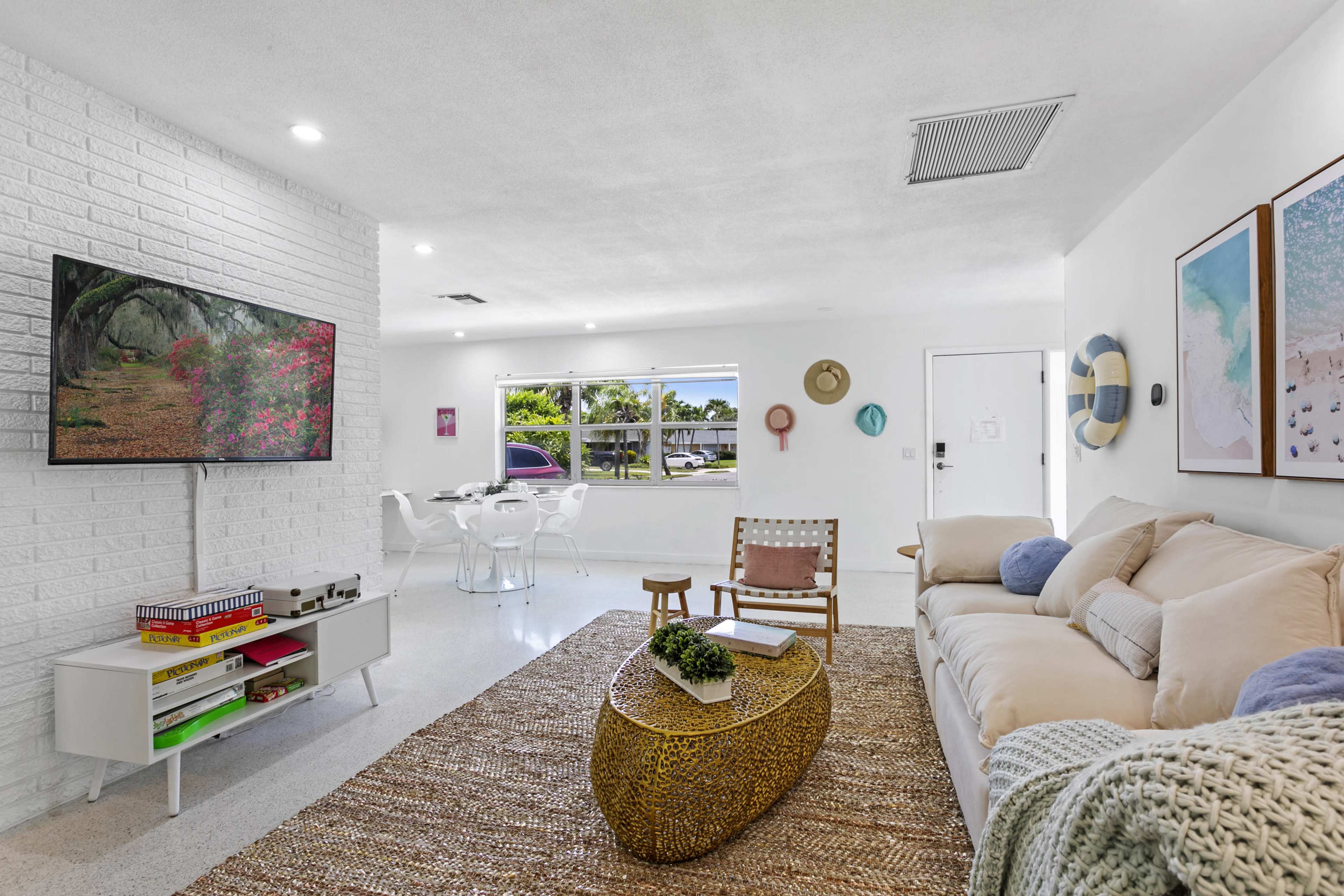 Fairhaven Mid Century Modern Home Image in North Palm Beach, north palm beach, FL