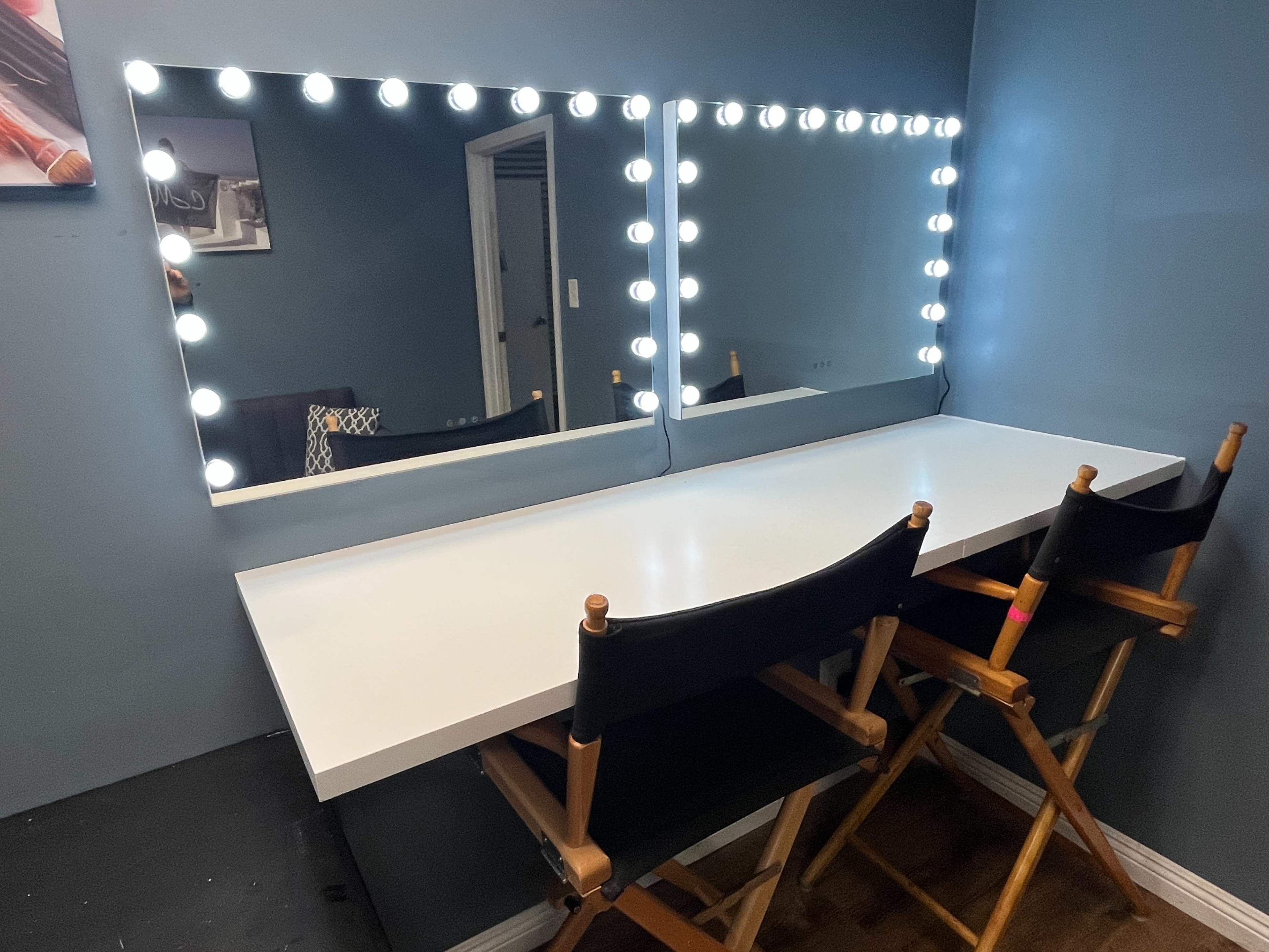 82' 3-wall Pre-lit Green Screen Cyc Studio Image in , Burbank, CA