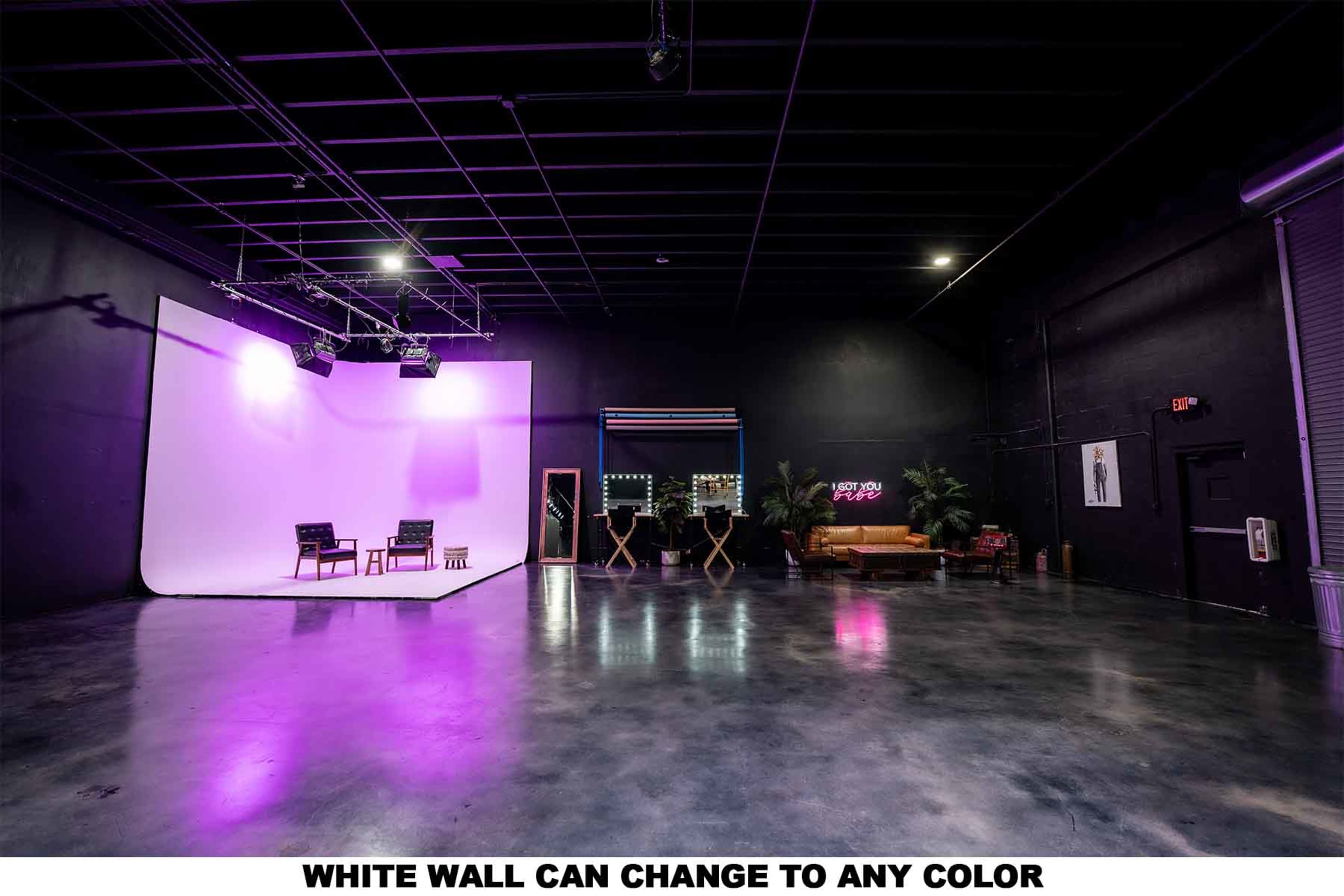 Multipurpose all black modern warehouse with high ceilings Image in North Miami, North Miami, FL