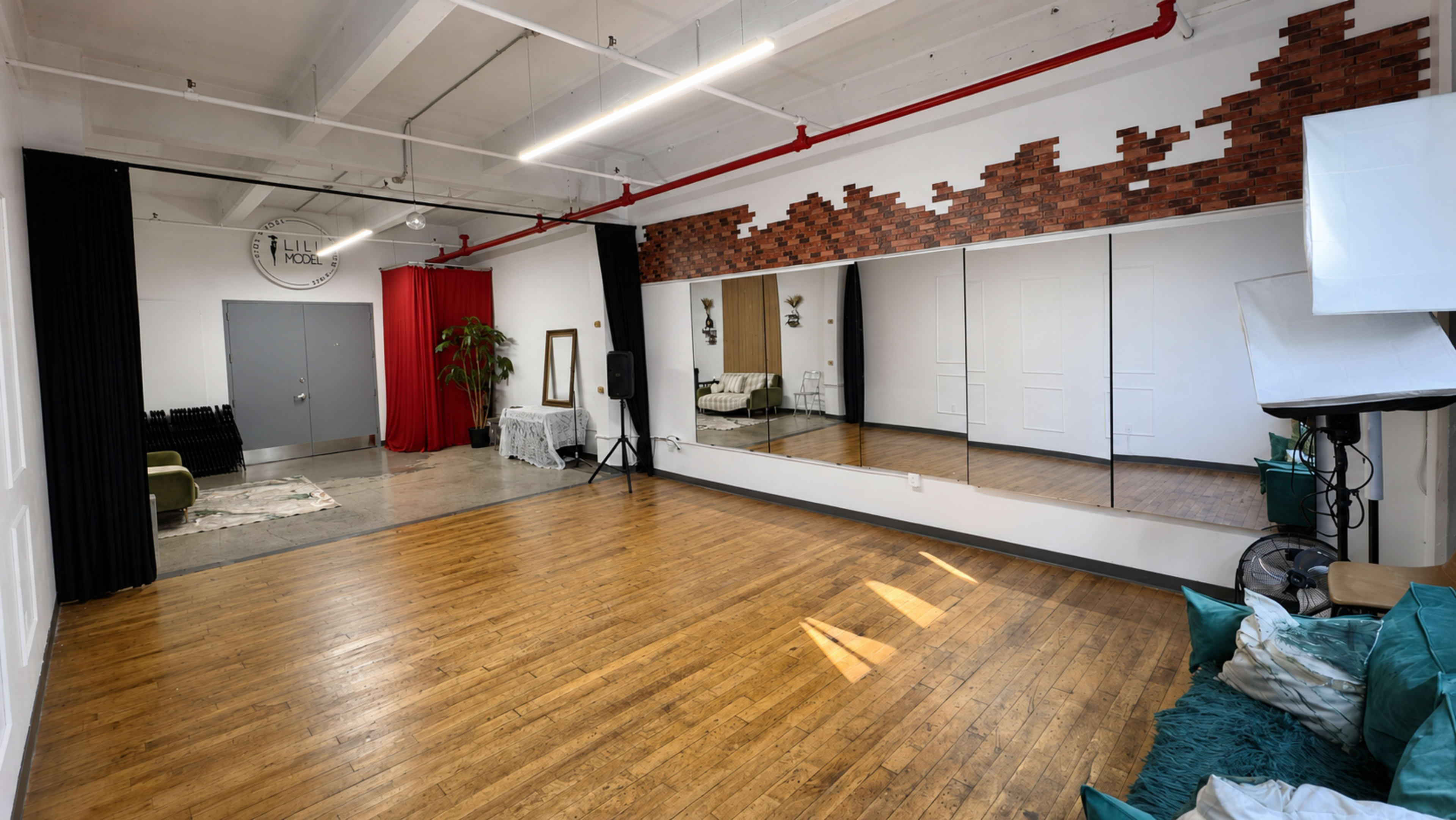 Spacious Industry City Studio for Events, Workshops & Productions Image in Greenwood Heights, Brooklyn, NY