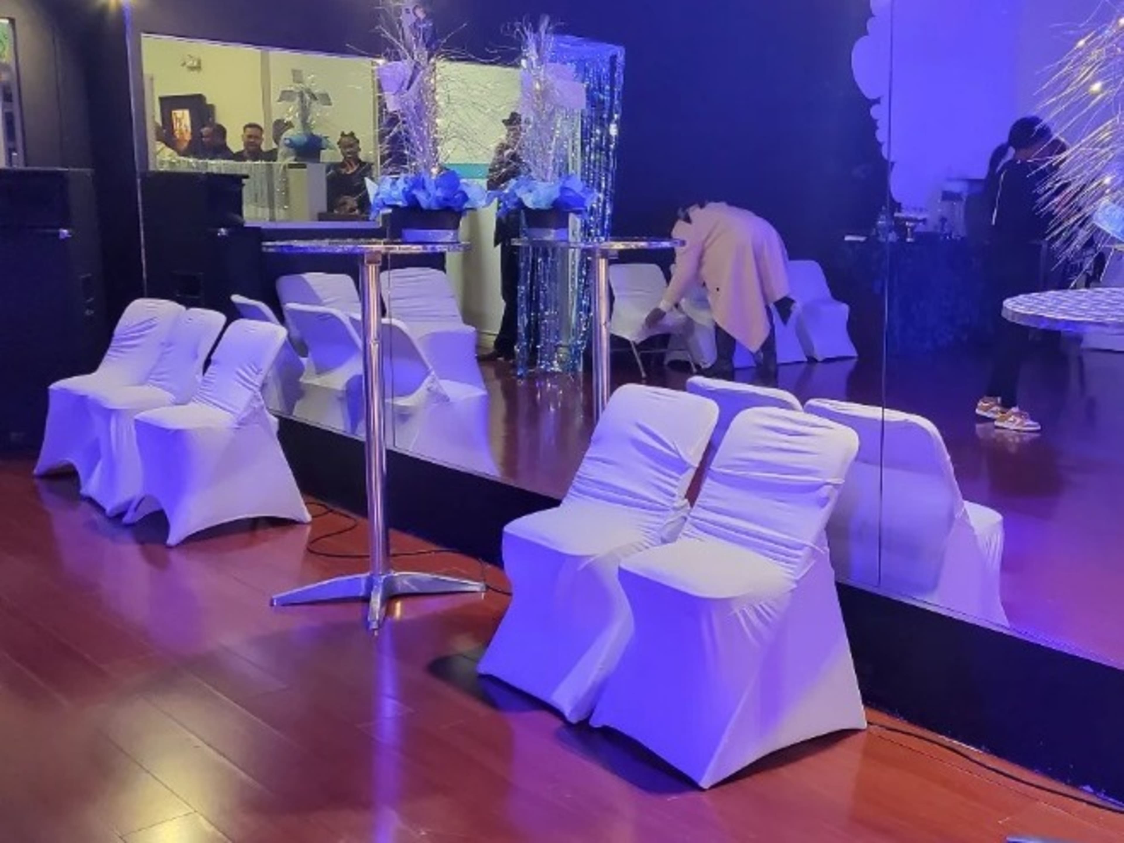 Folding Chairs w/ Seat Covers