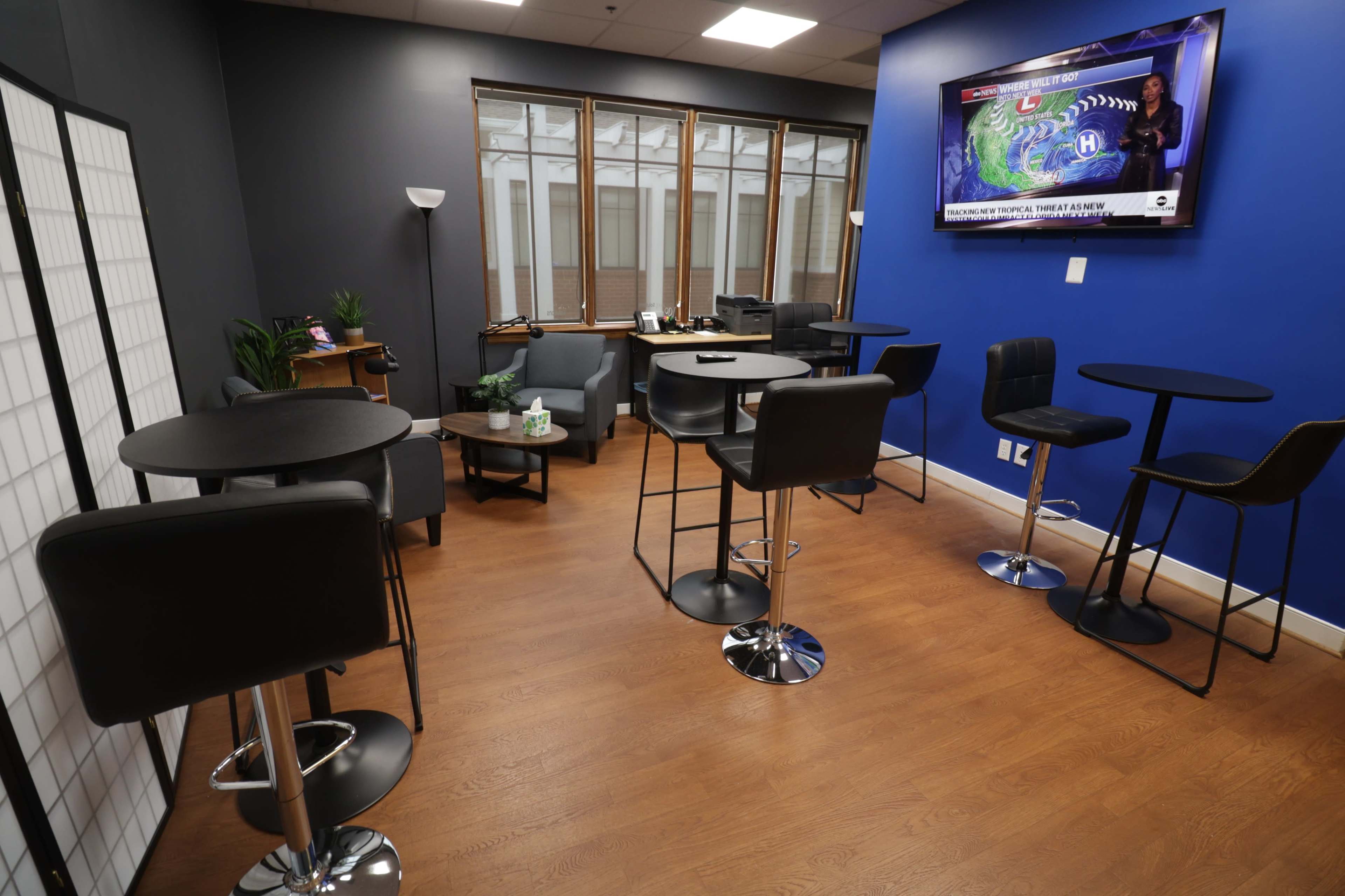 Spacious multi-room meeting space with great for corporate and small groups! Image in , Richmond, VA
