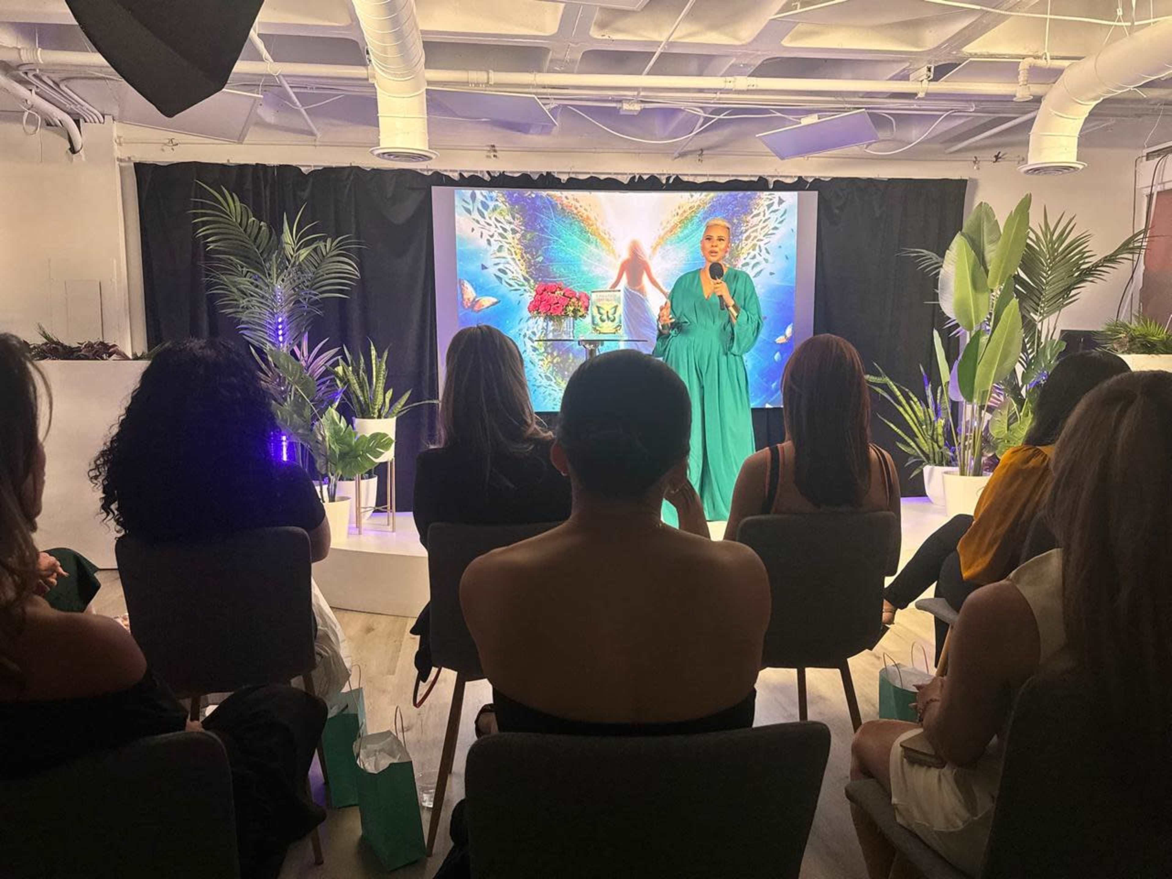 ON STAGE Spotlight: The Ultimate Live Event Experience Image in Miami, Miami, FL