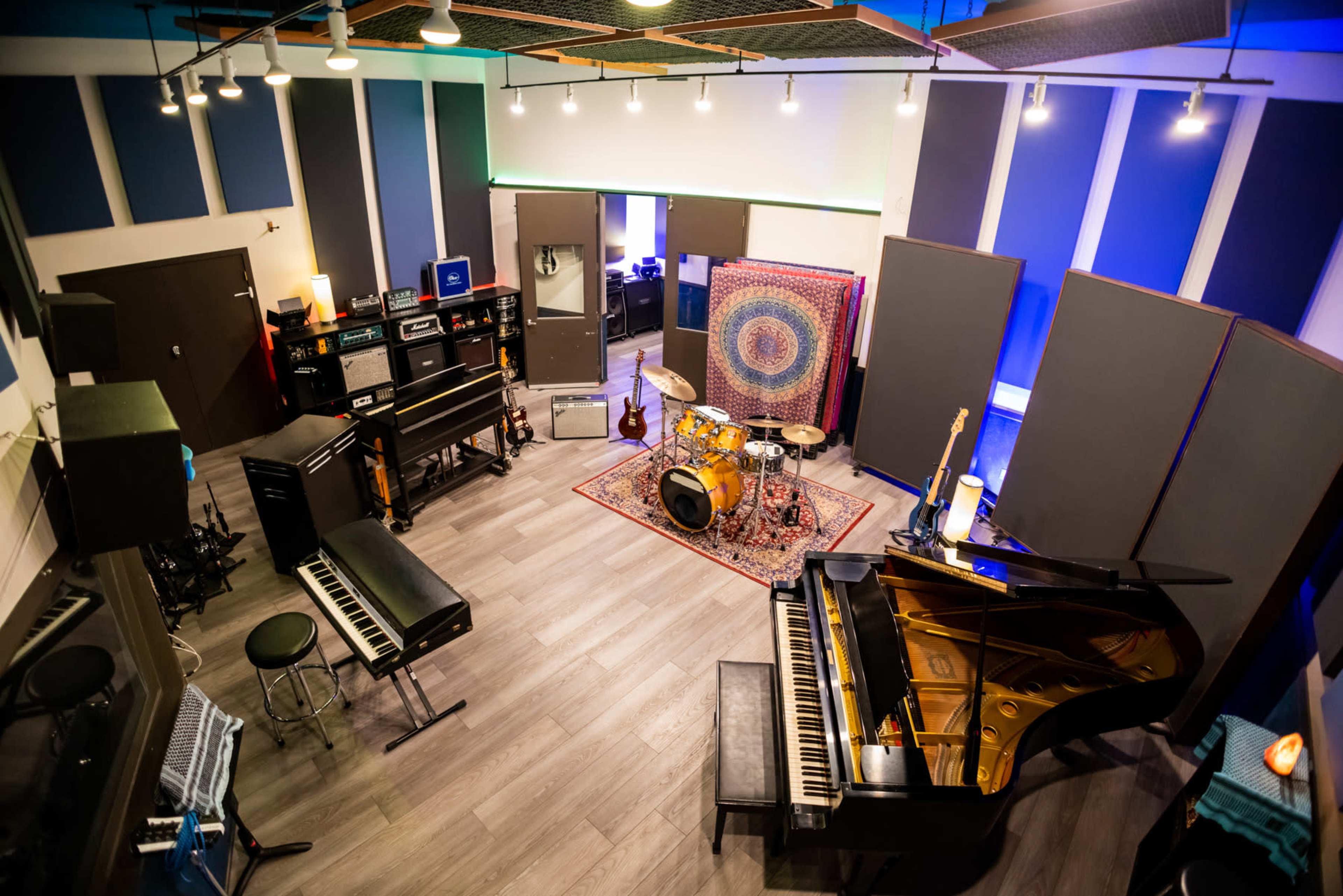 Clear Lake Recording Studios: Studio A Image in North Hollywood, North Hollywood, CA
