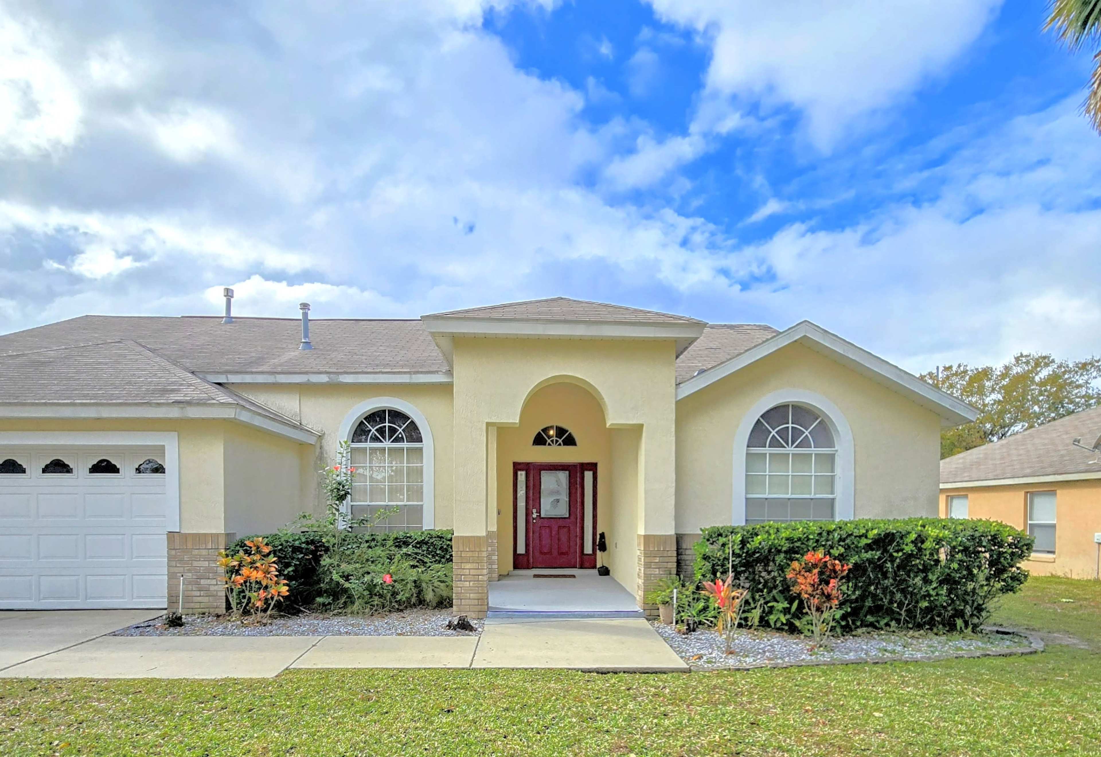 Joyful and Bright 4 bedroom Pool home Image in Four Corners, Clermont, FL