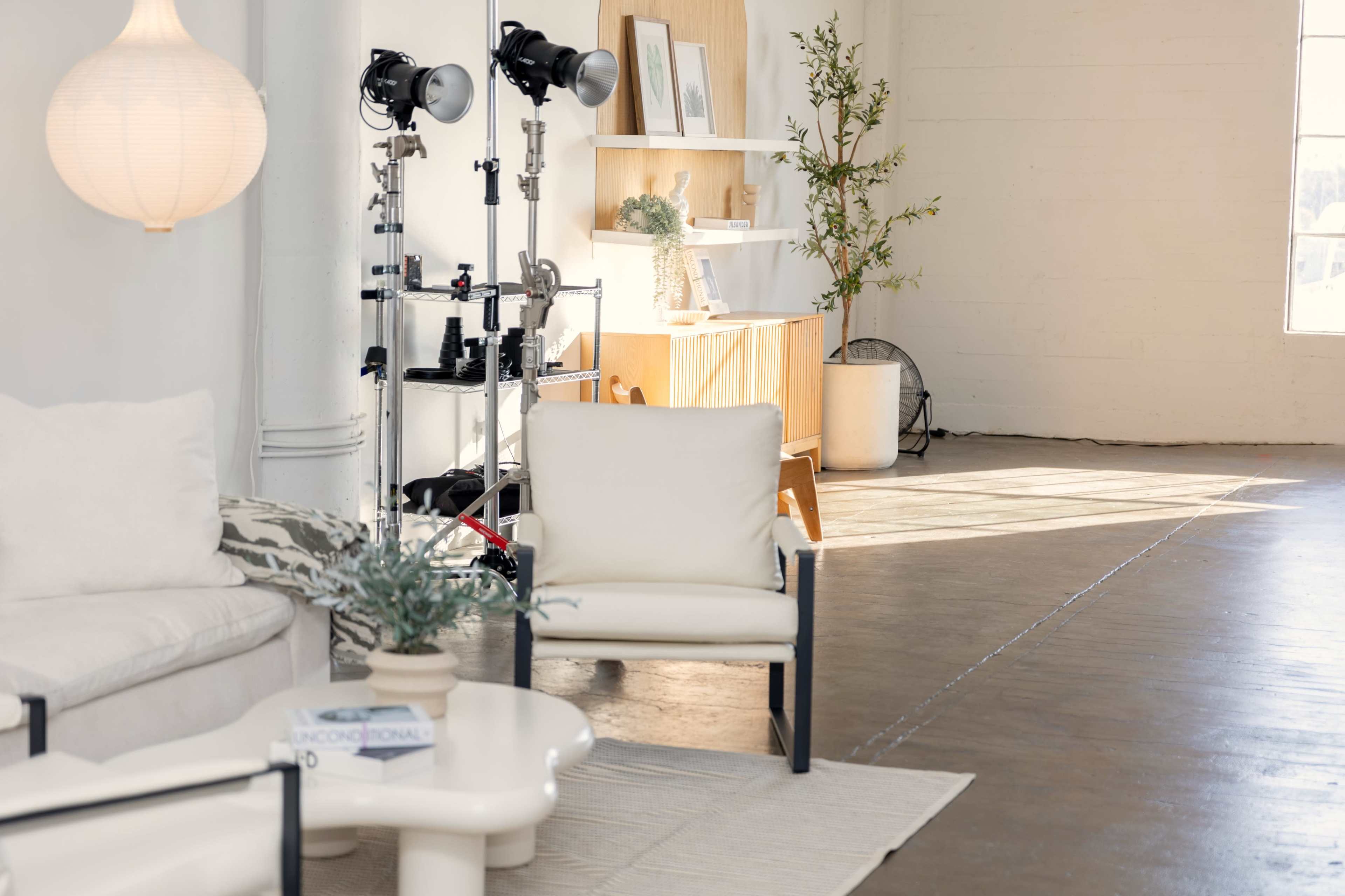 Minimalistic Studio in Arts District Image in Central LA, Los Angeles, CA