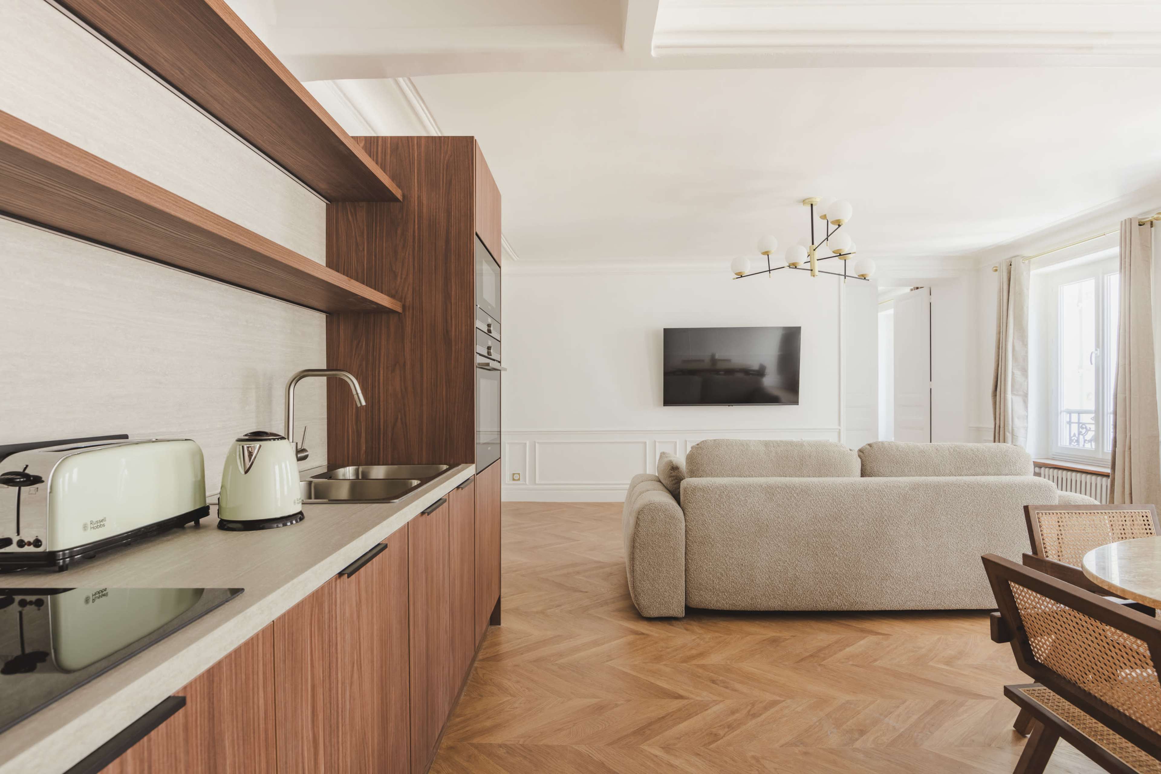 Appartement de Luxe Pour Shooting- Muette Trocadero Image in Porte Dauphine, Paris, 