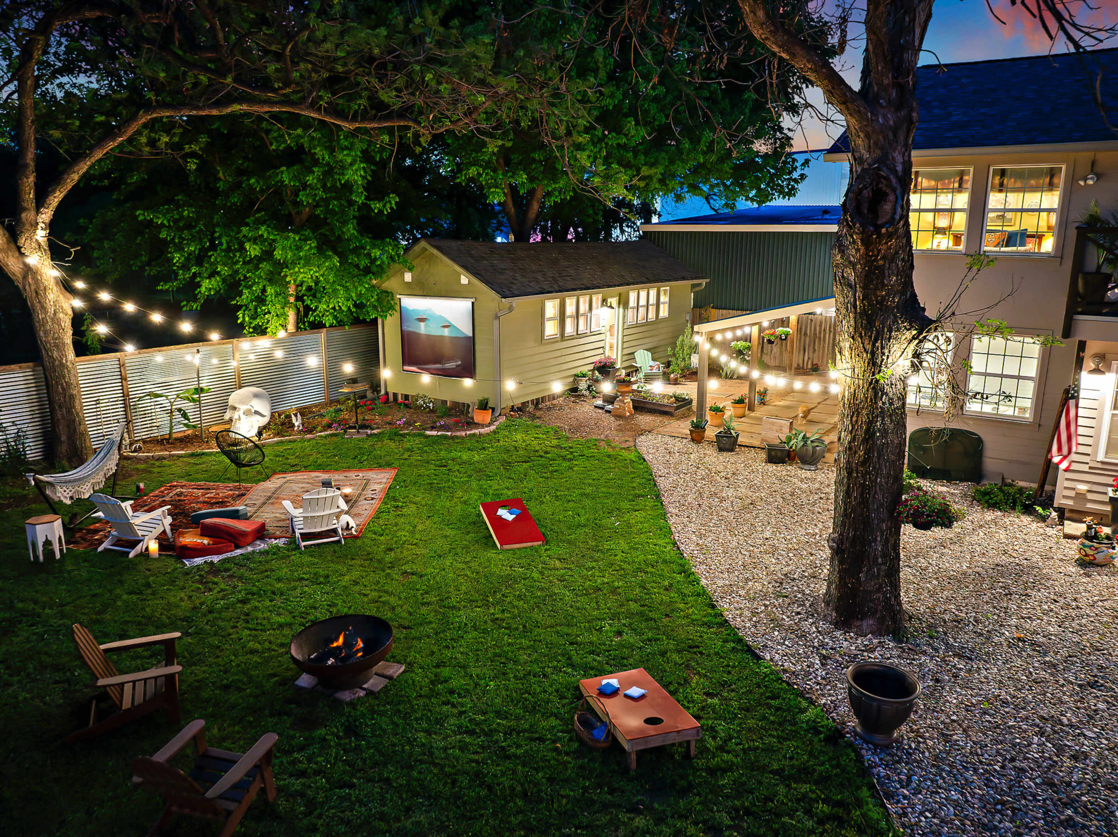 Large lot at a historical East Austin Estate Image in Govalle, Austin, TX