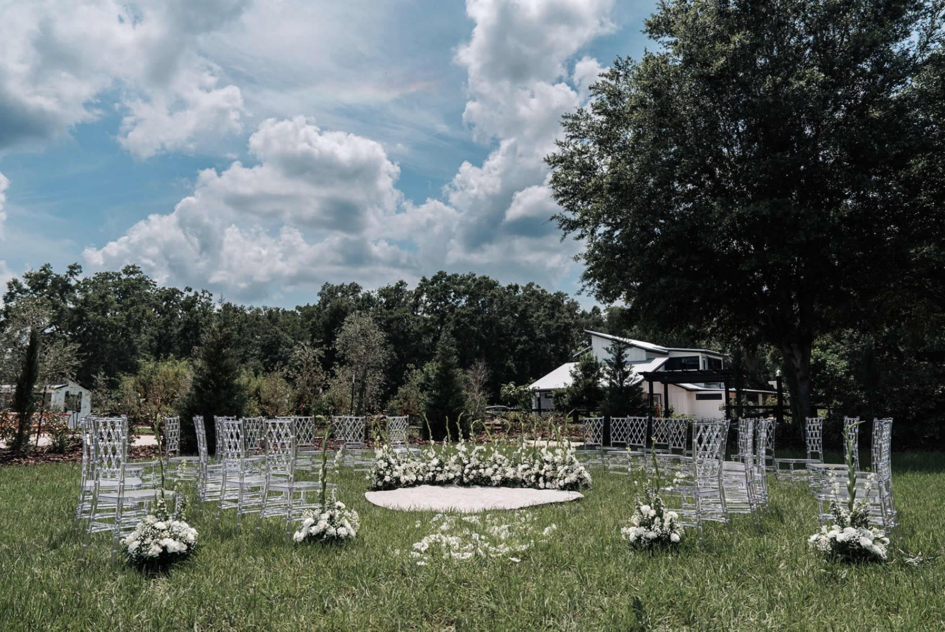 Tuscan Wedding Venue Image in , Webster, FL