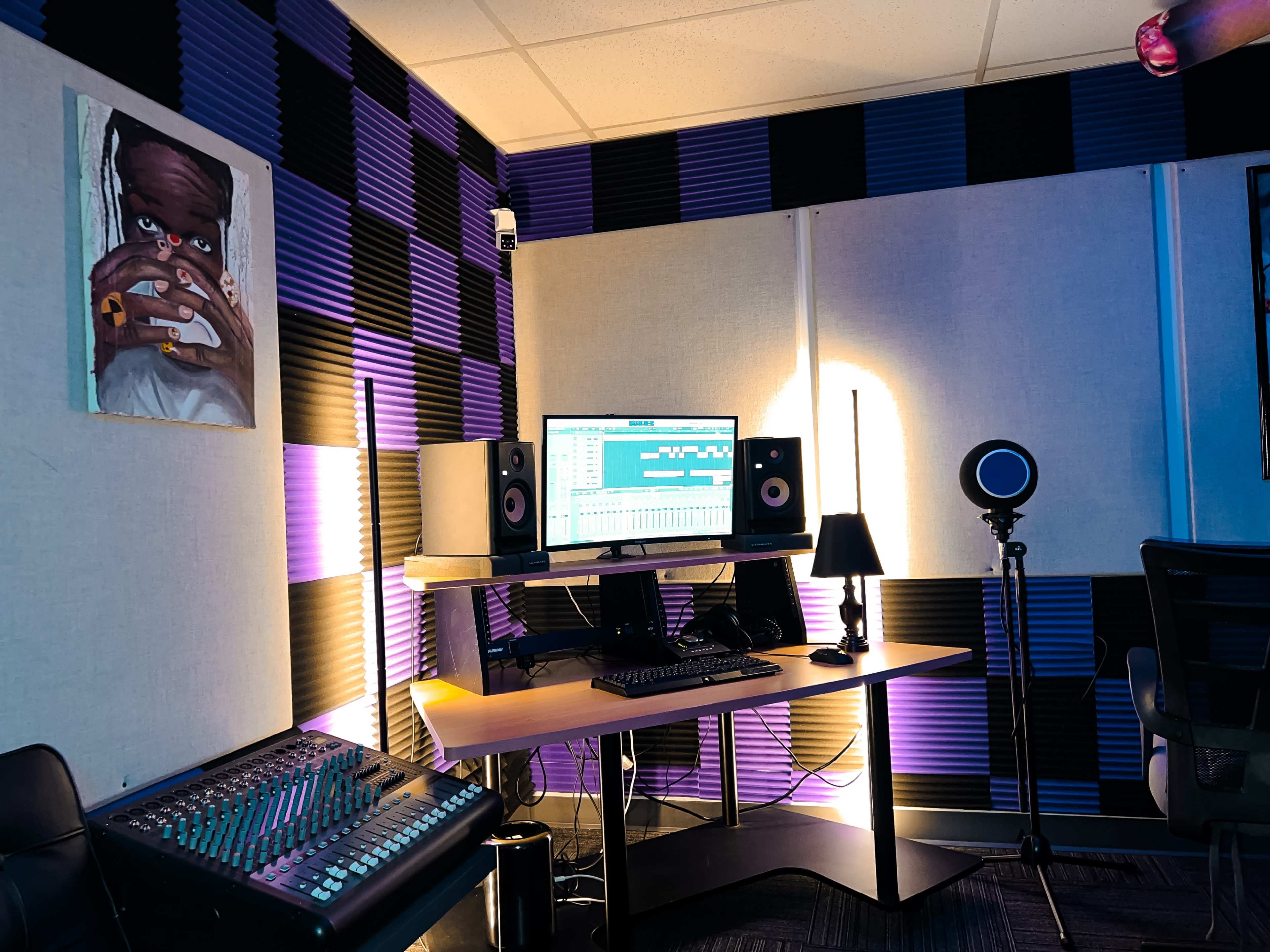 All in one creative space; Recording, Photography, Videography and more! Image in Aurora Township, Aurora, IL