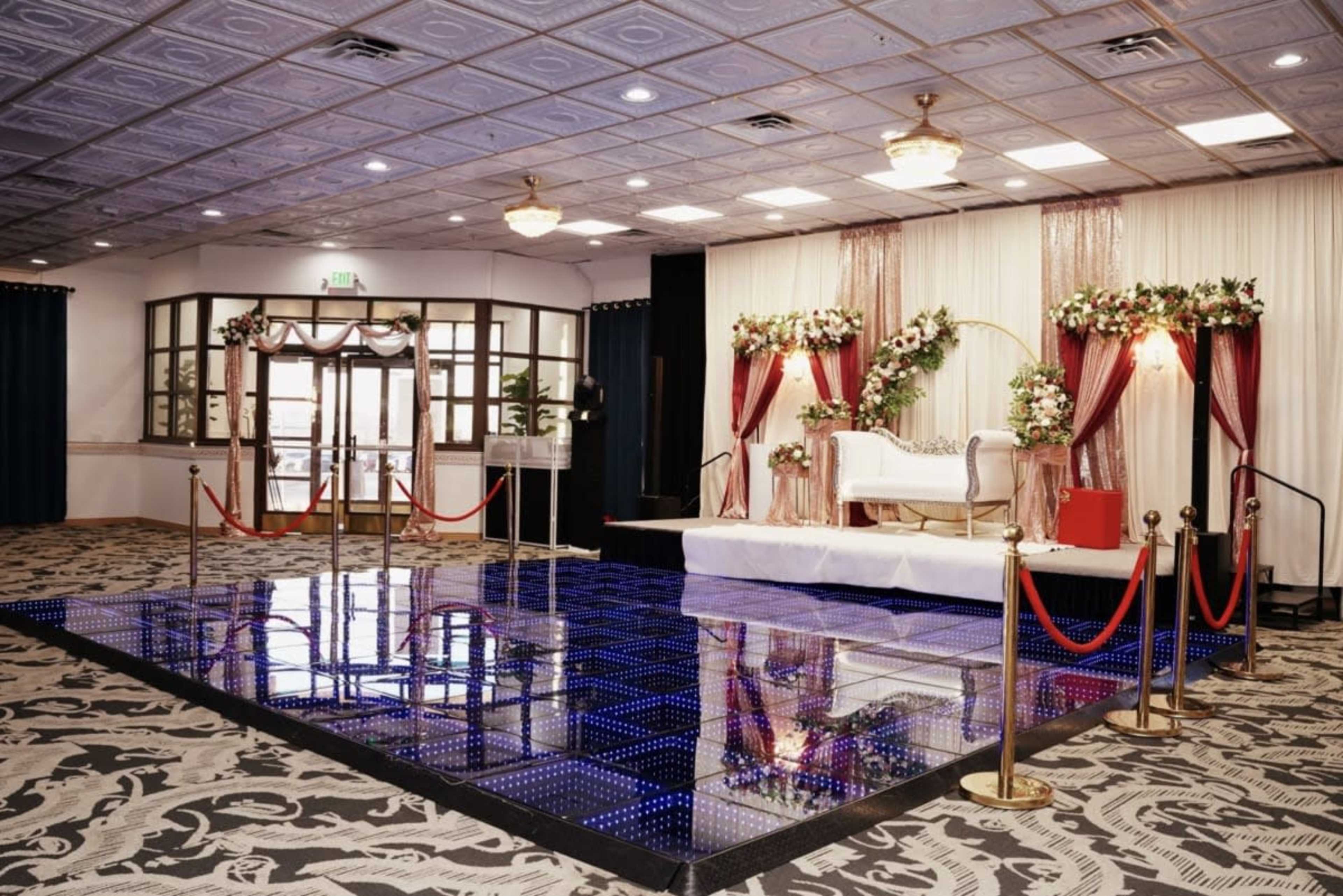 Premium banquet Hall for, Cooperate meetings, Weddings, Birthday party etc Image in Lone Tree, Lone Tree,, CO