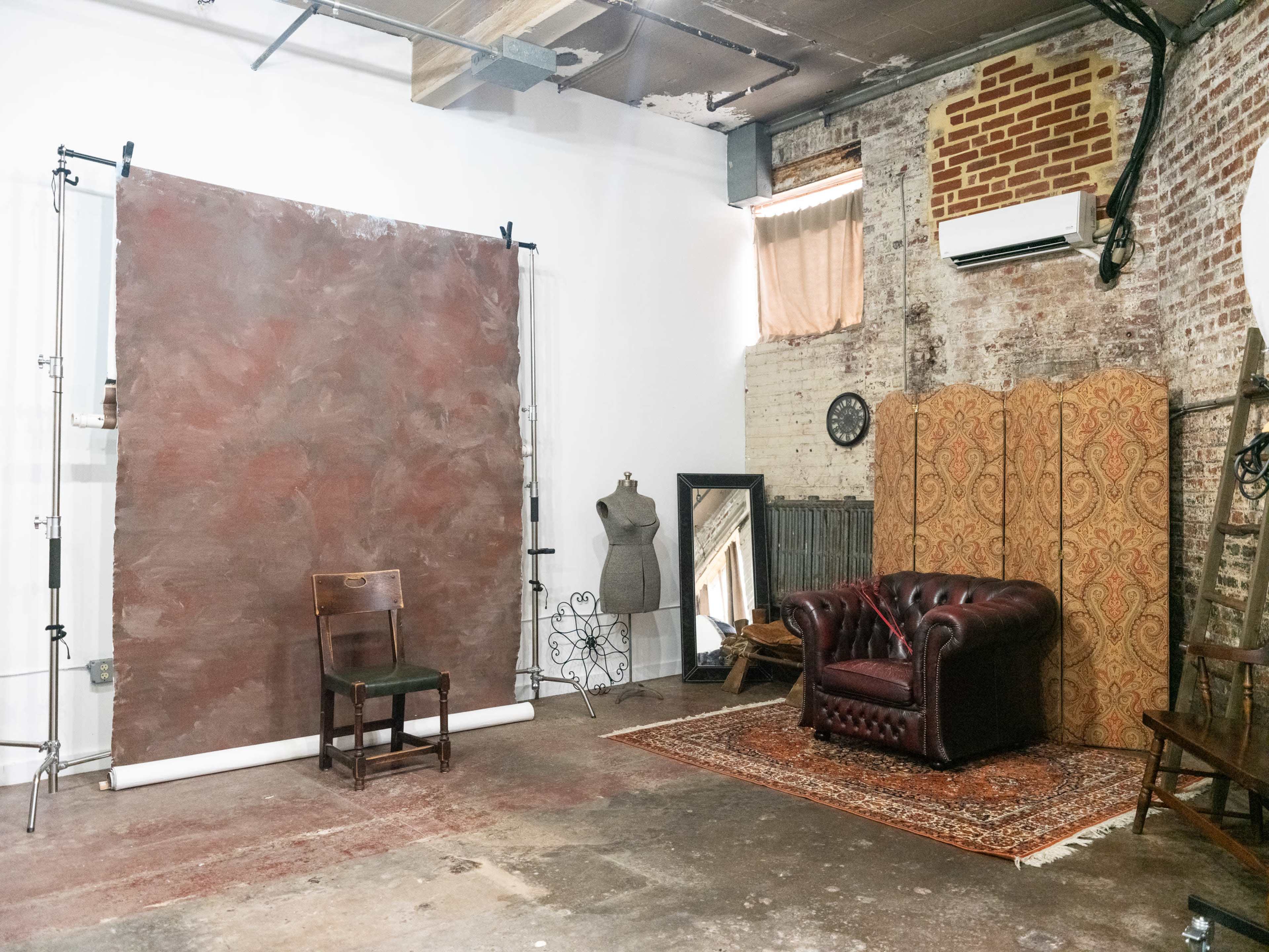 Photo Studio with many backdrops and props Image in Northeast Washington, Washington DC, DC
