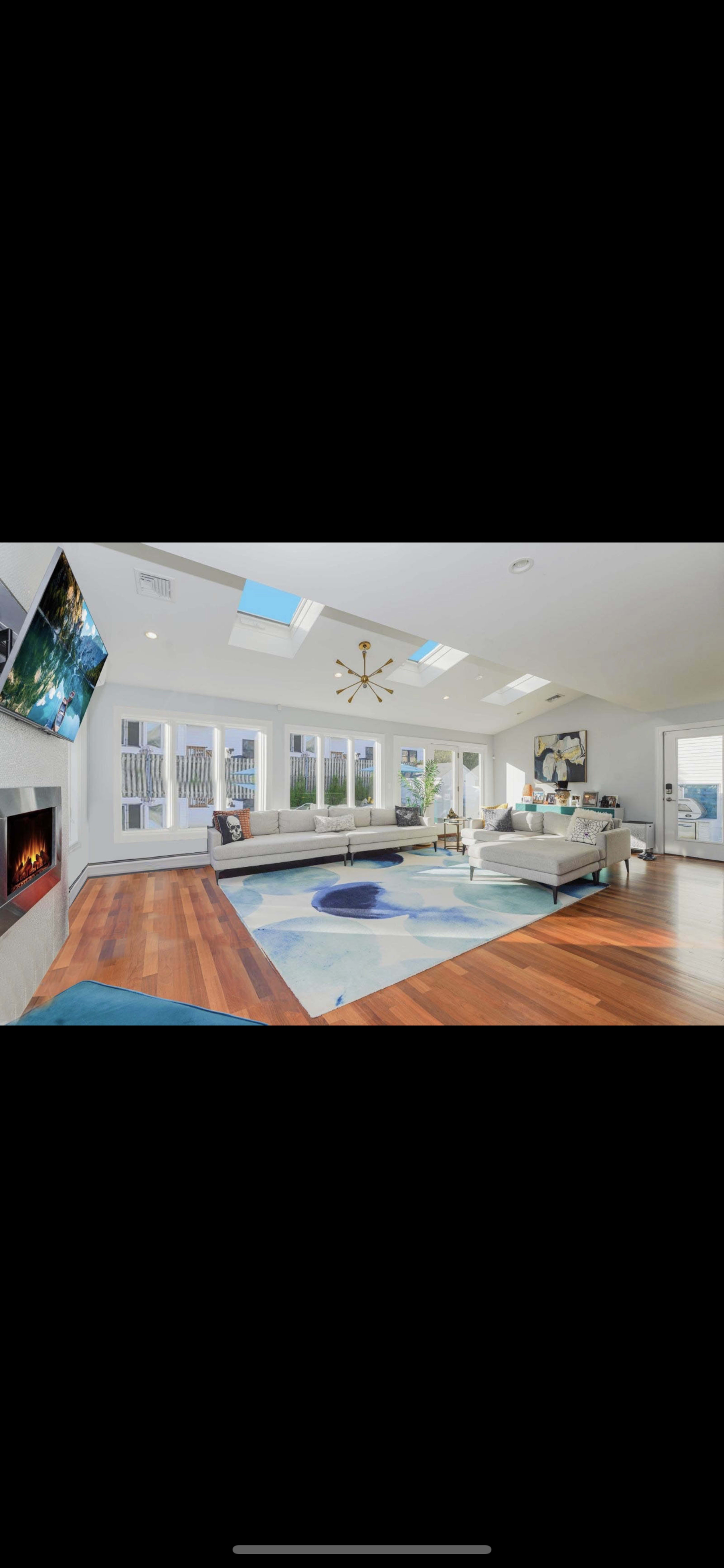 Modern Luxury Home in exclusive Todt Hill-perfect for meetings, film, shoots & podcasts Image in Manor Heights, Staten Island, NY