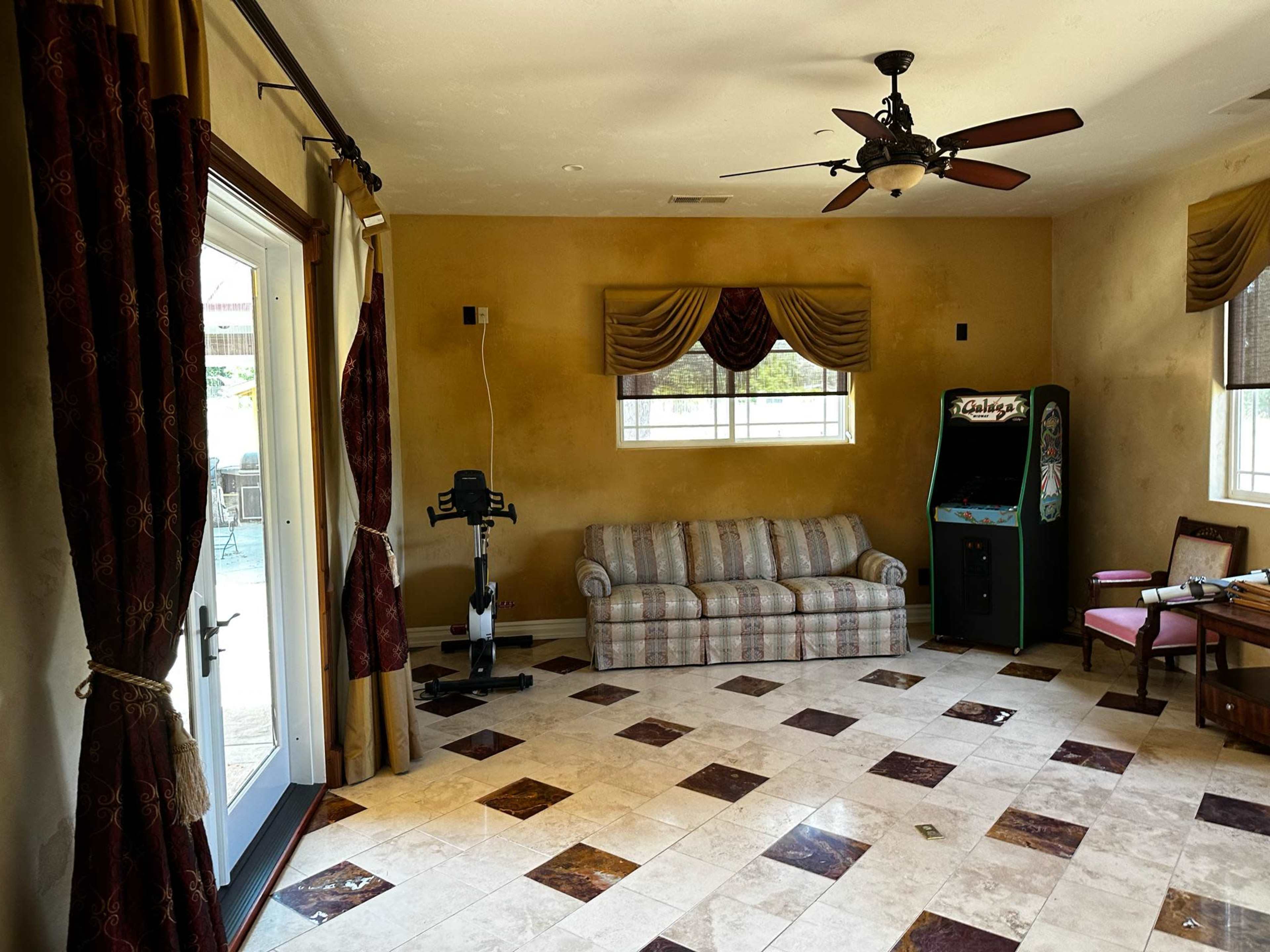 18 Acre Estate in Lakeport Image in , Lakeport, CA