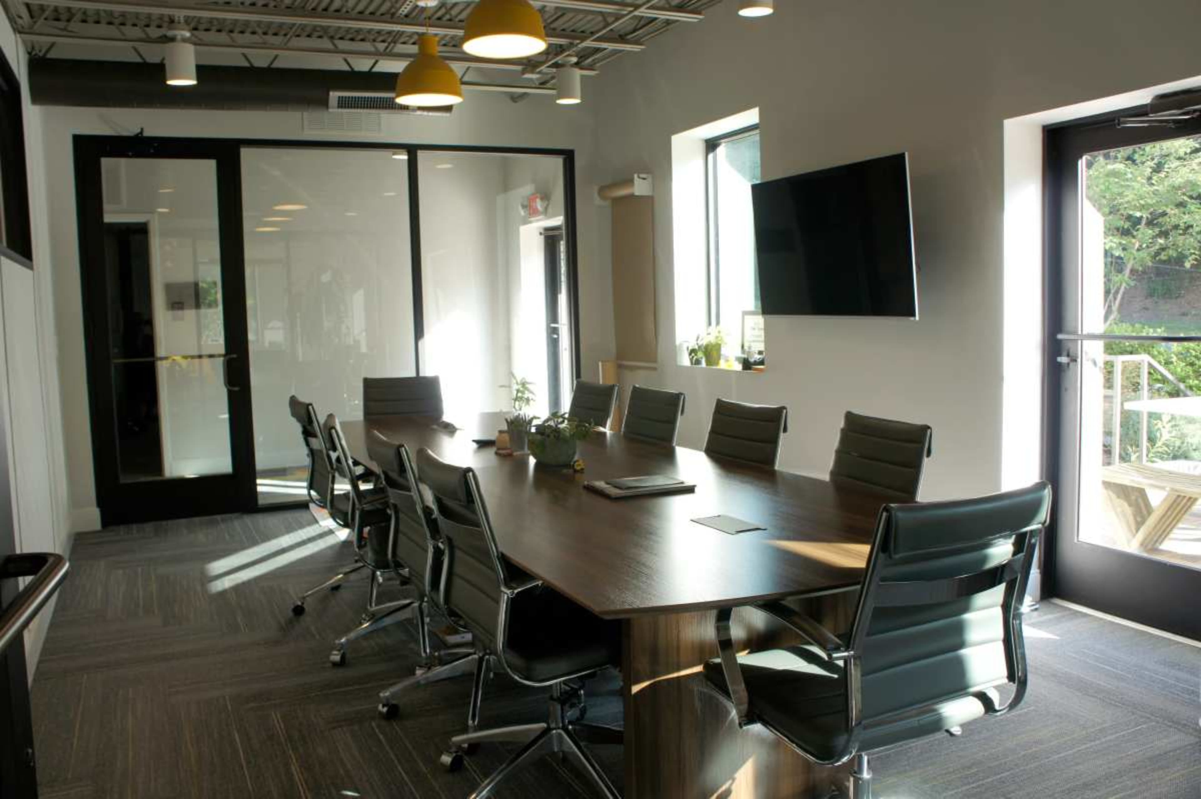 Conference Room with Ample Natural Light in Plaza Midwood/Chantilly Image in Chantilly, Charlotte, NC