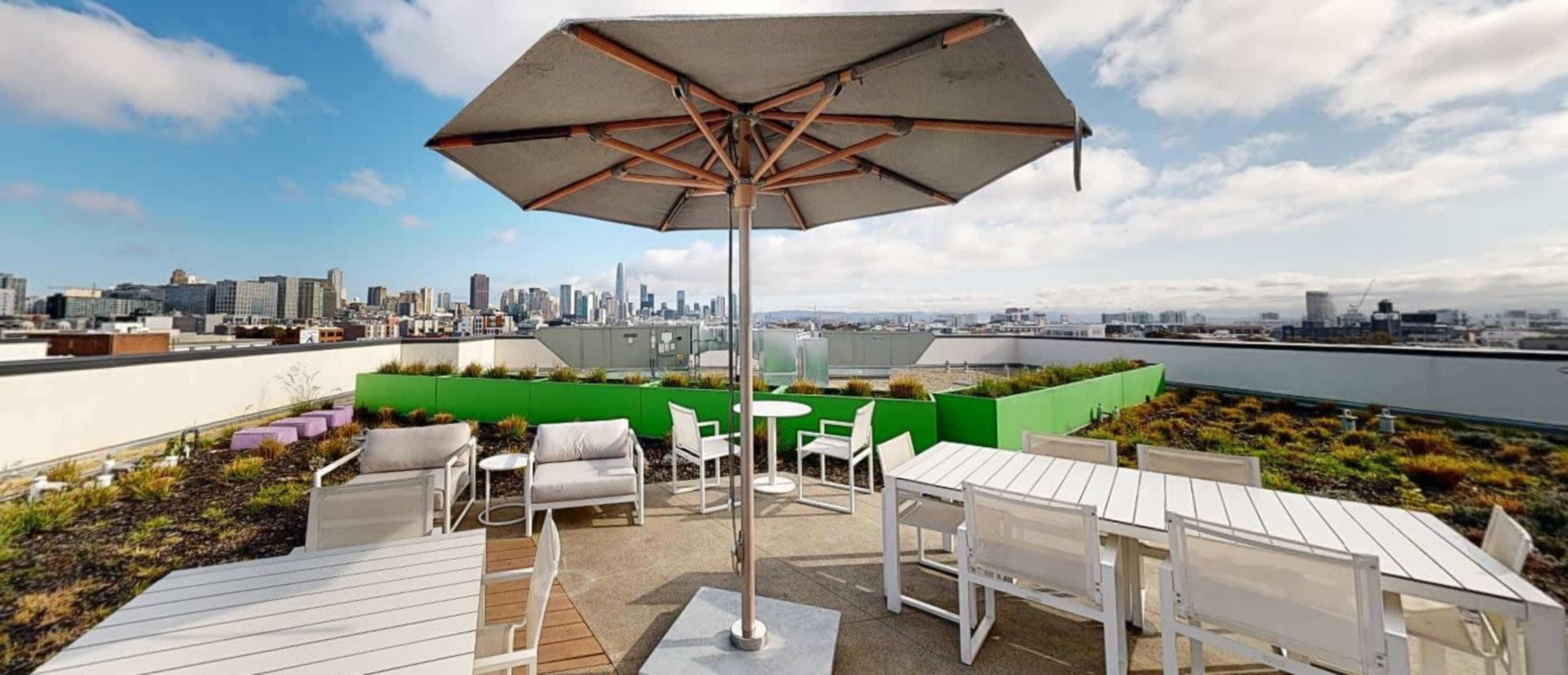 Beautiful Rooftop Deck in West SOMA Image in SoMa, San Francisco, CA