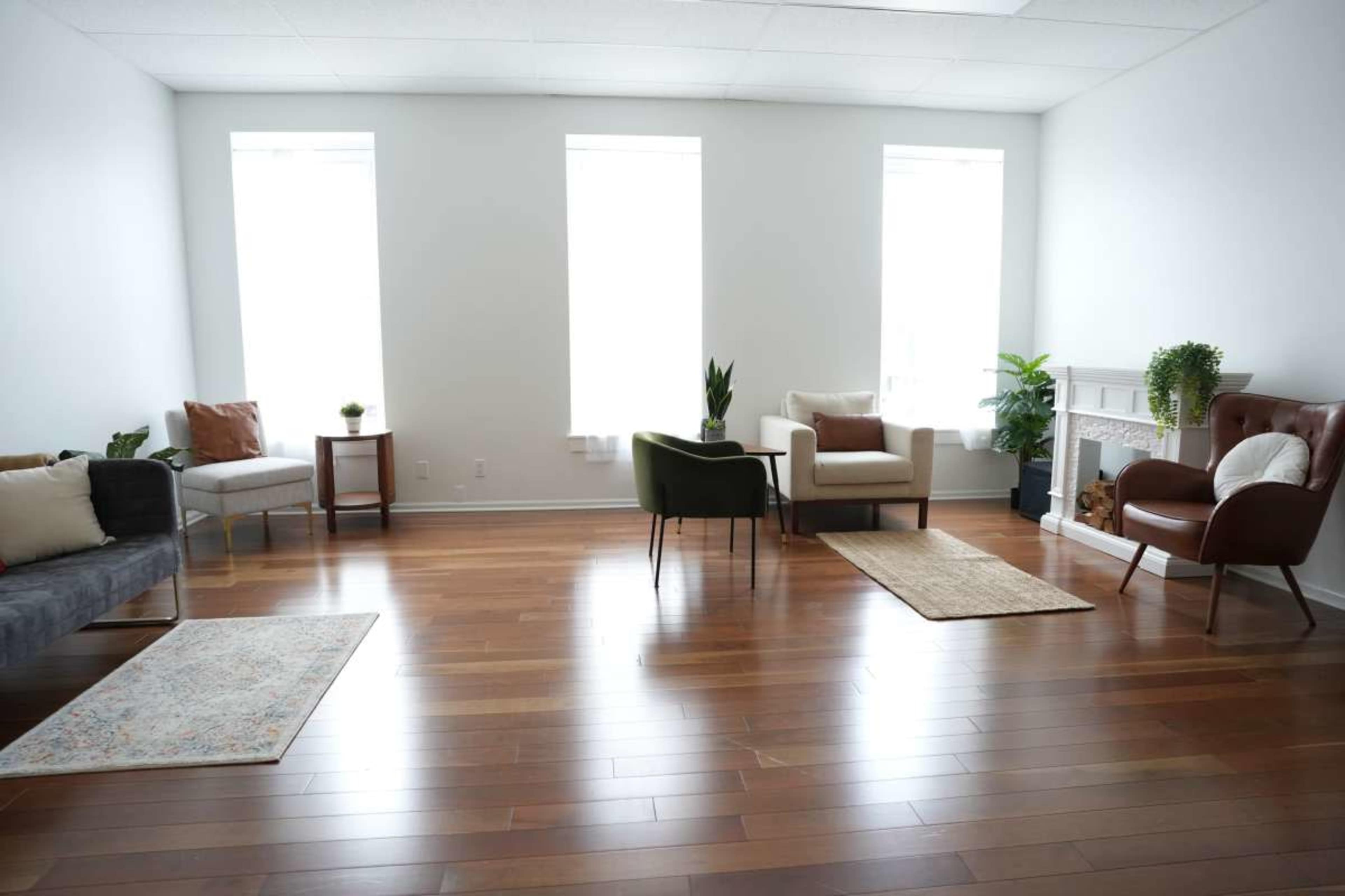 Dreamy Downtown Rochester Natural Light Studio Image in Rochester, Rochester, MI