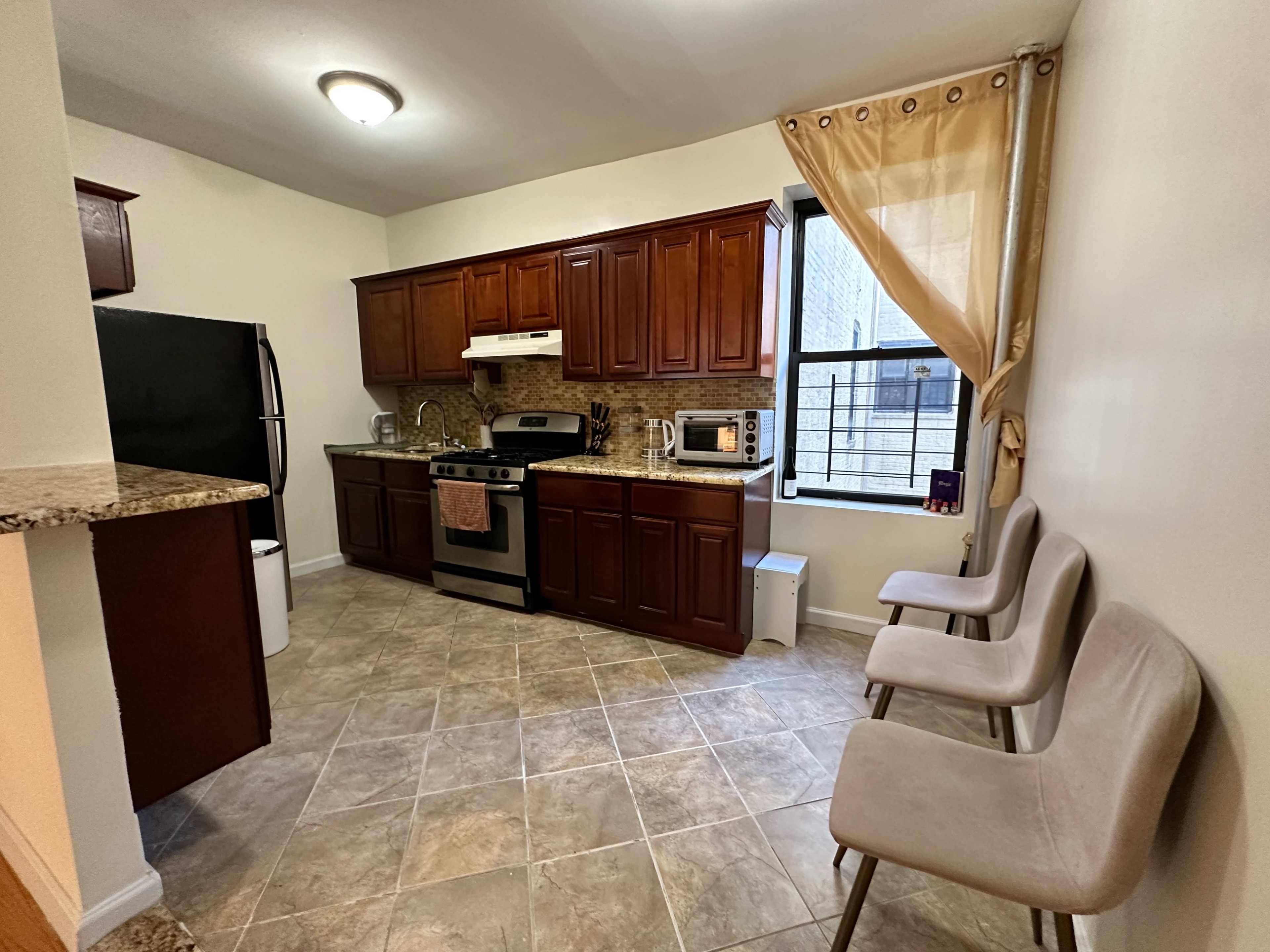 Create Events in a Spacious, Quiet, Bright bldg Image in Washington Heights, New York, NY