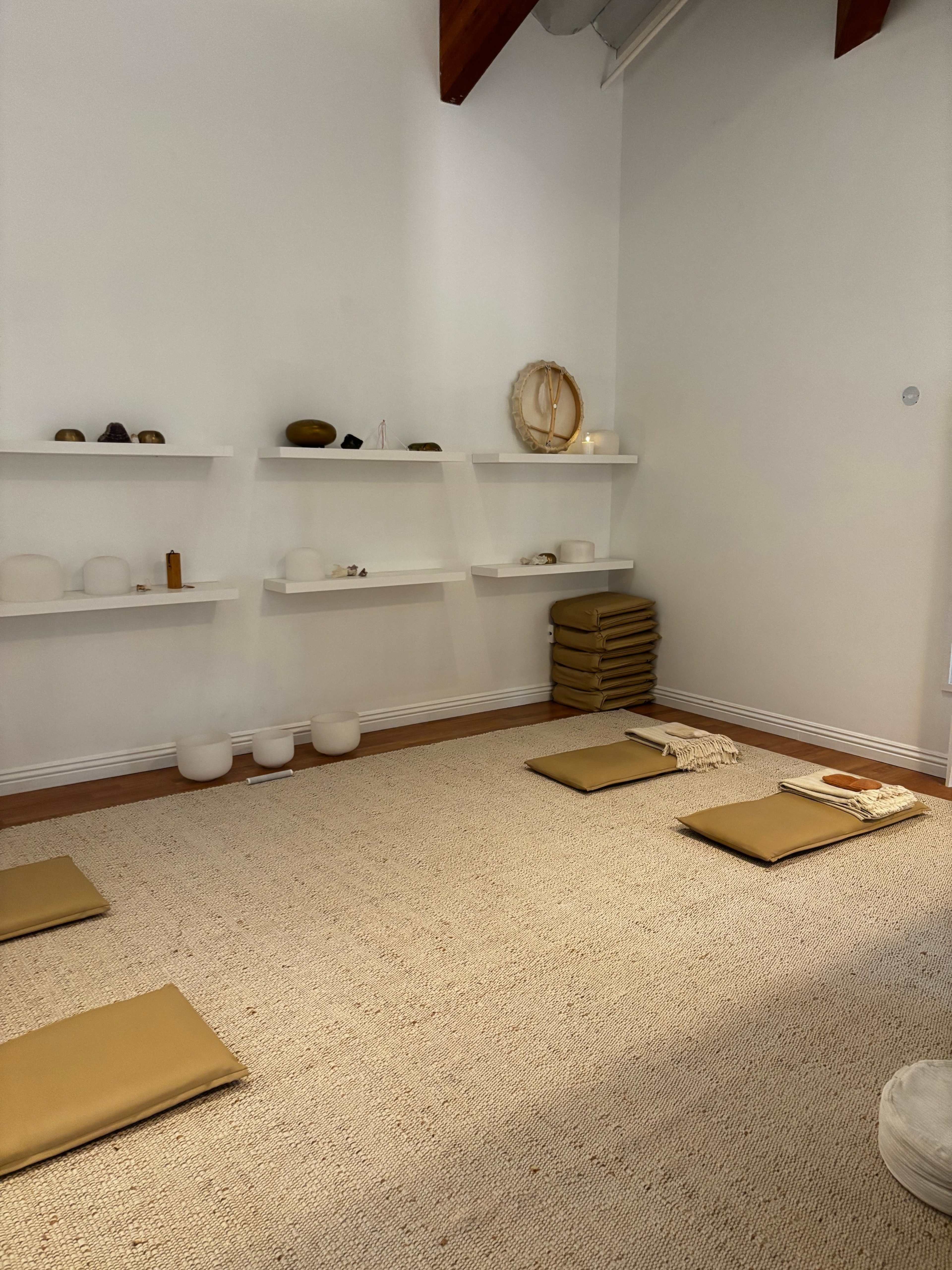 Tranquil Studio in the Heart of Agoura Hills Image in Agoura Hills, Agoura Hills, CA