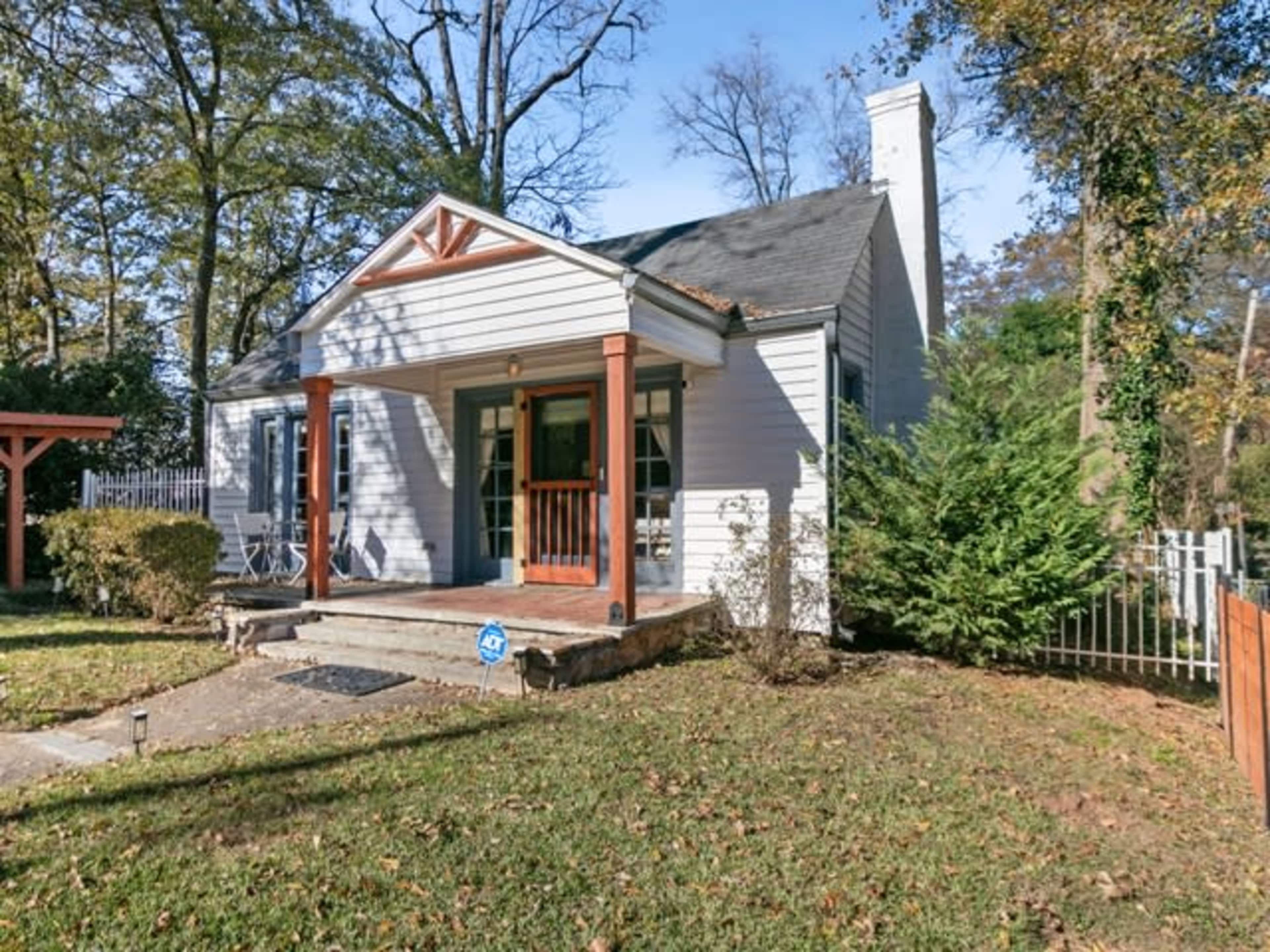 Austin-Lewis Cottage Image in College Park, Atlanta, GA