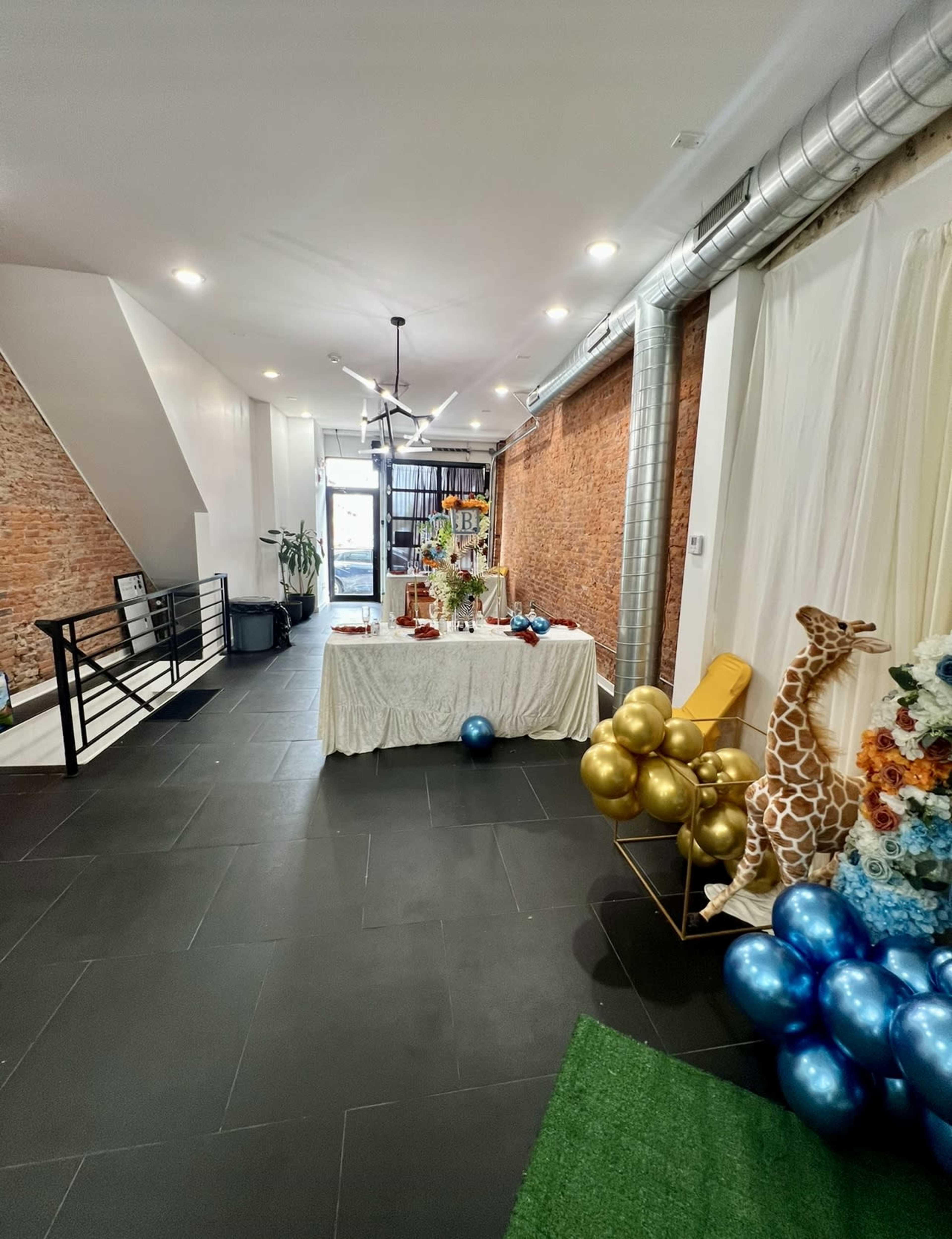 Storefront Creative Studio Space: Your Vision, Our Venue! Image in North Philadelphia, Philadelphia, PA
