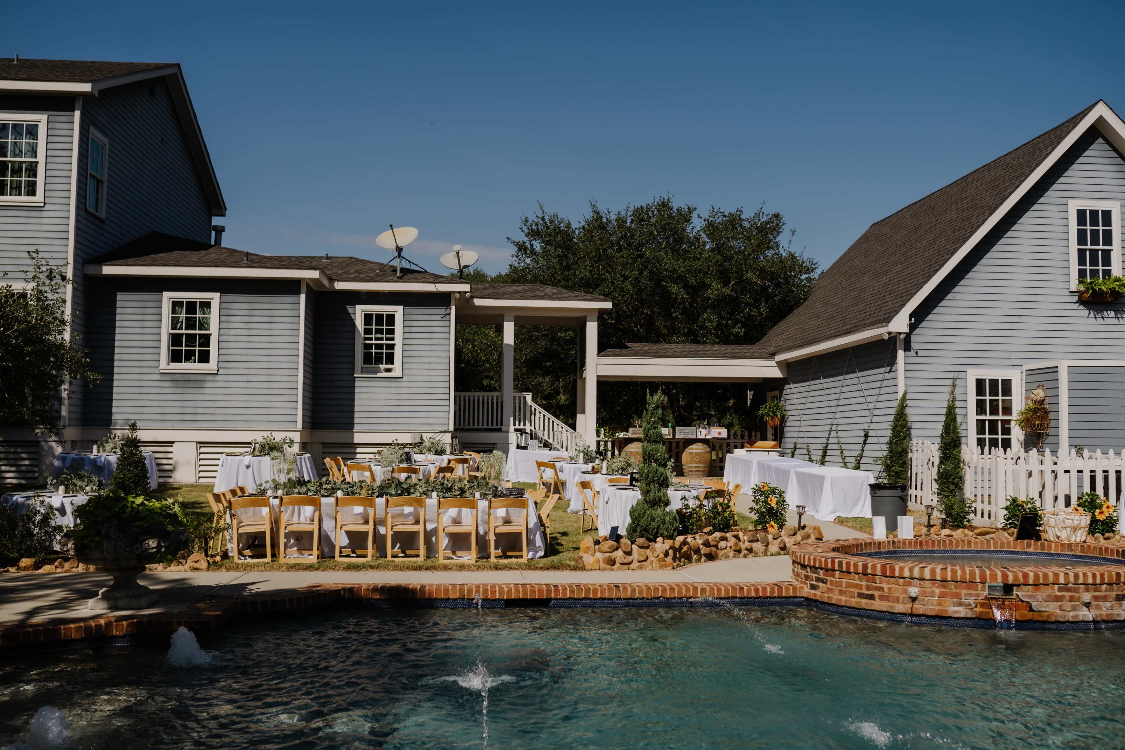 Split Oak Estate- Large live Oaks with several areas for photography Image in , Cat Spring, TX