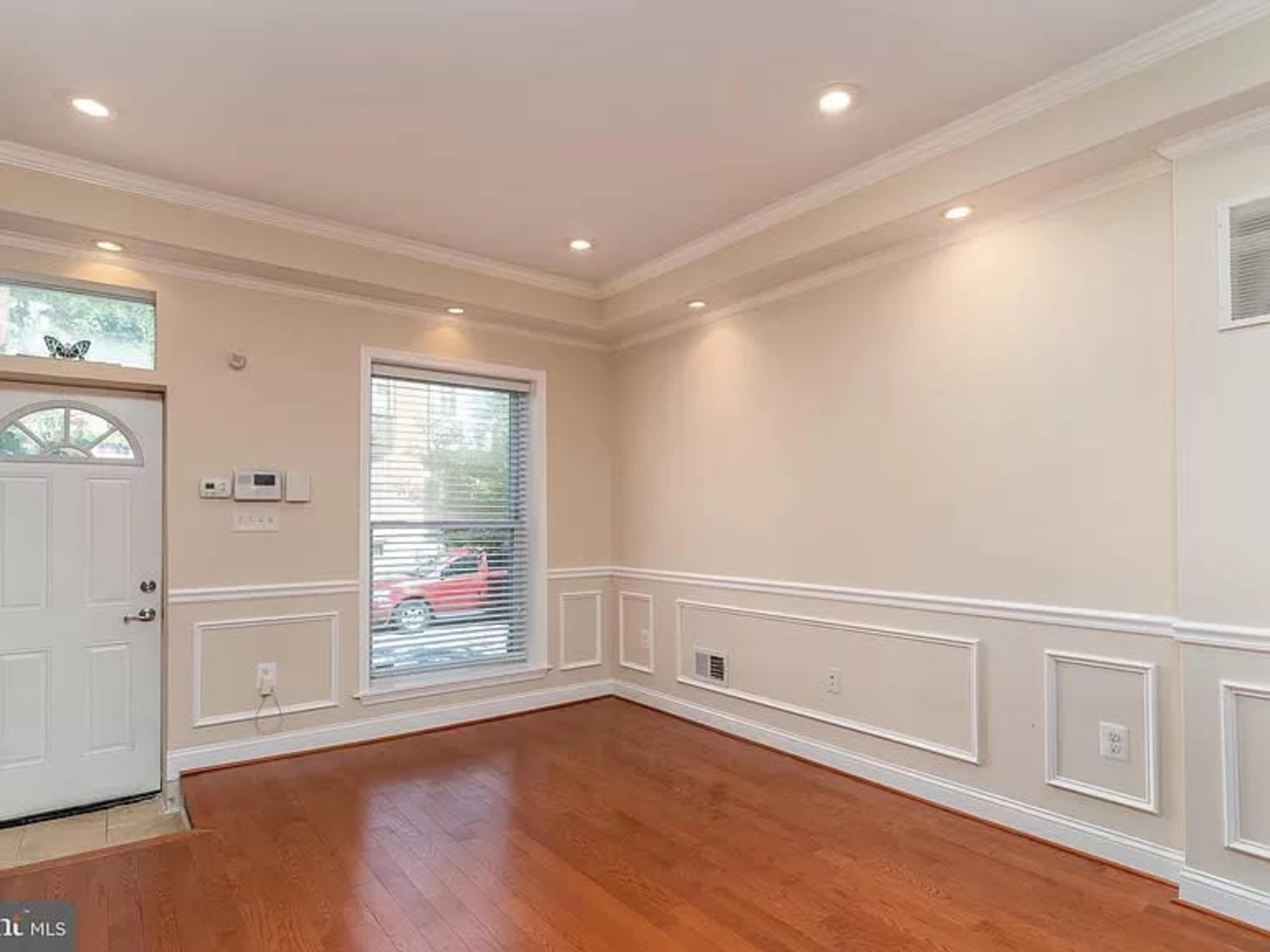 Beautiful City Living Image in Greektown, Baltimore, MD