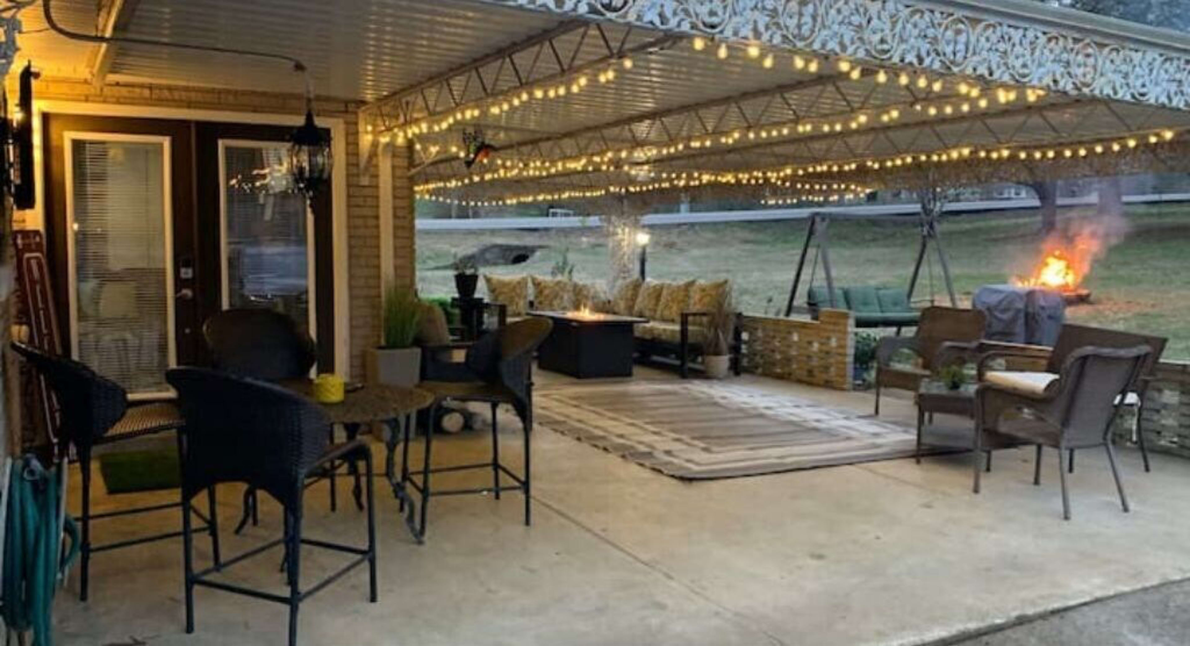 Cozy Farmhouse style Home with large backyard space and hotub Image in Bellshire Estates, Nashville, TN