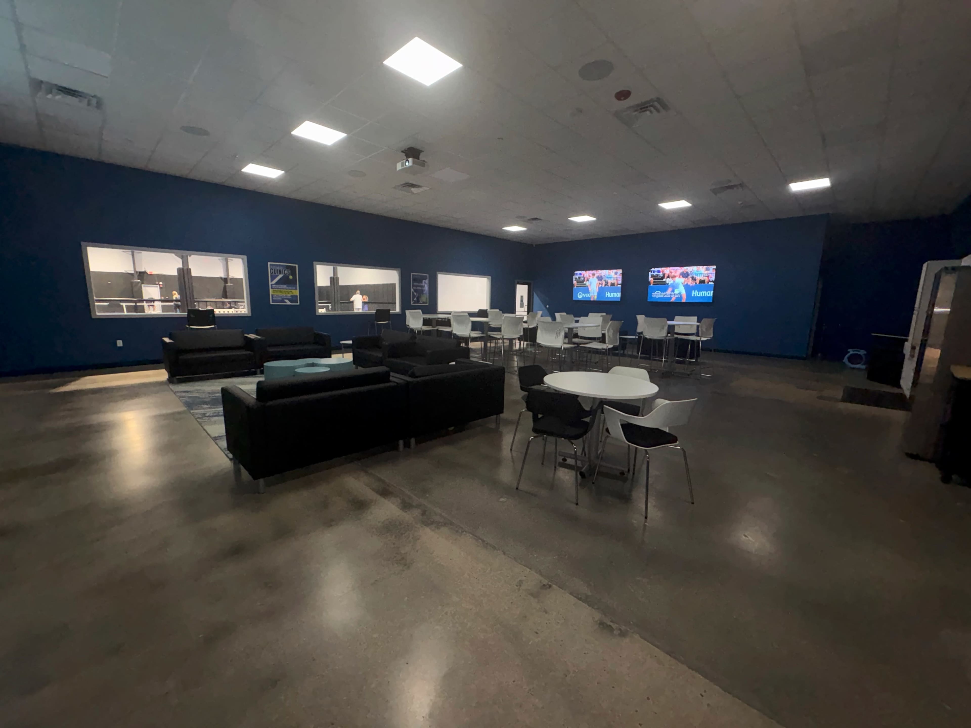 Large Meeting Room with AV Systems, Furniture, Kitchen, with Separate Pickleball courts Image in Hempstead, Oceanside, NY