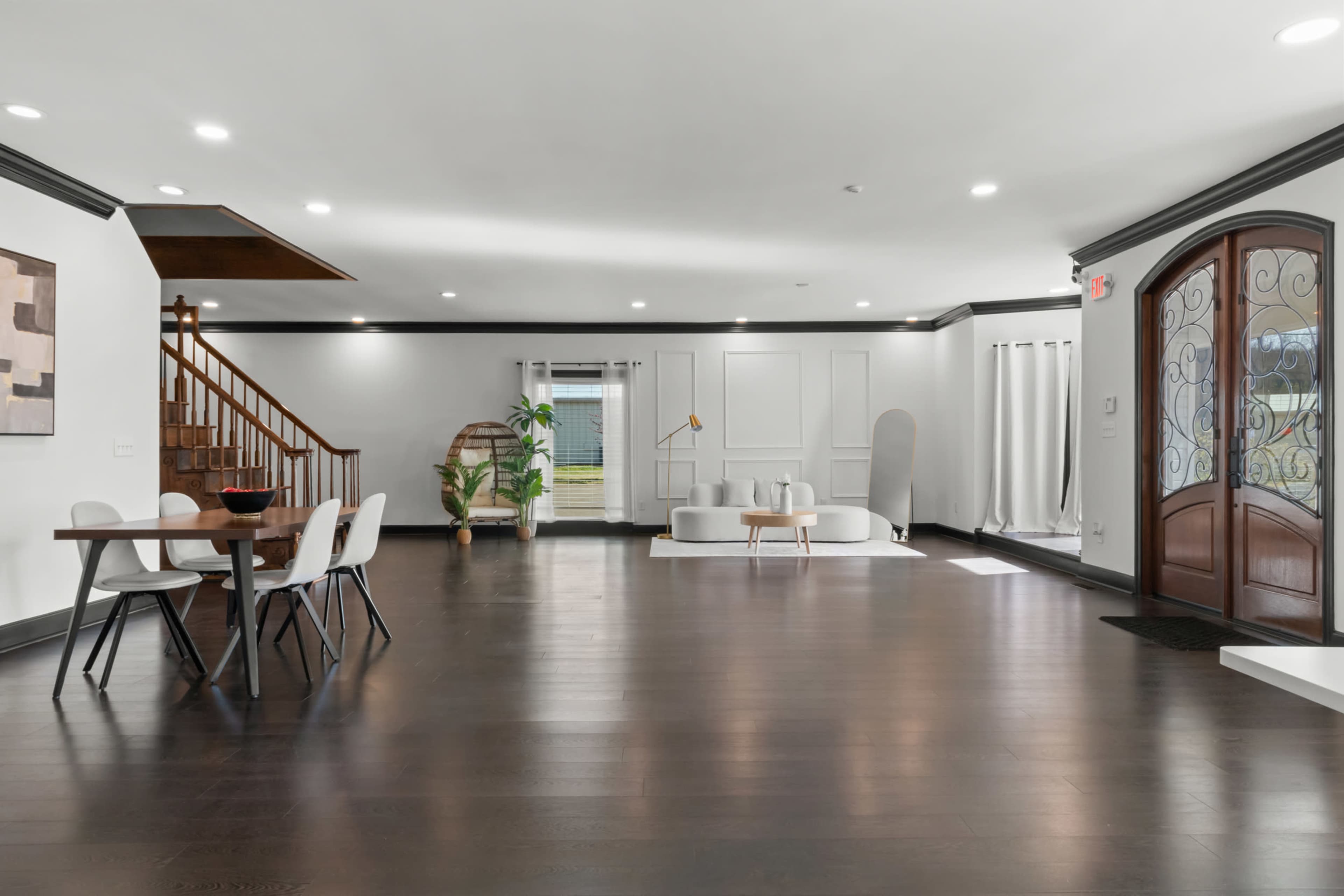 Luxurious Content Creator Studio Image in Huntsville, Huntsville, AL