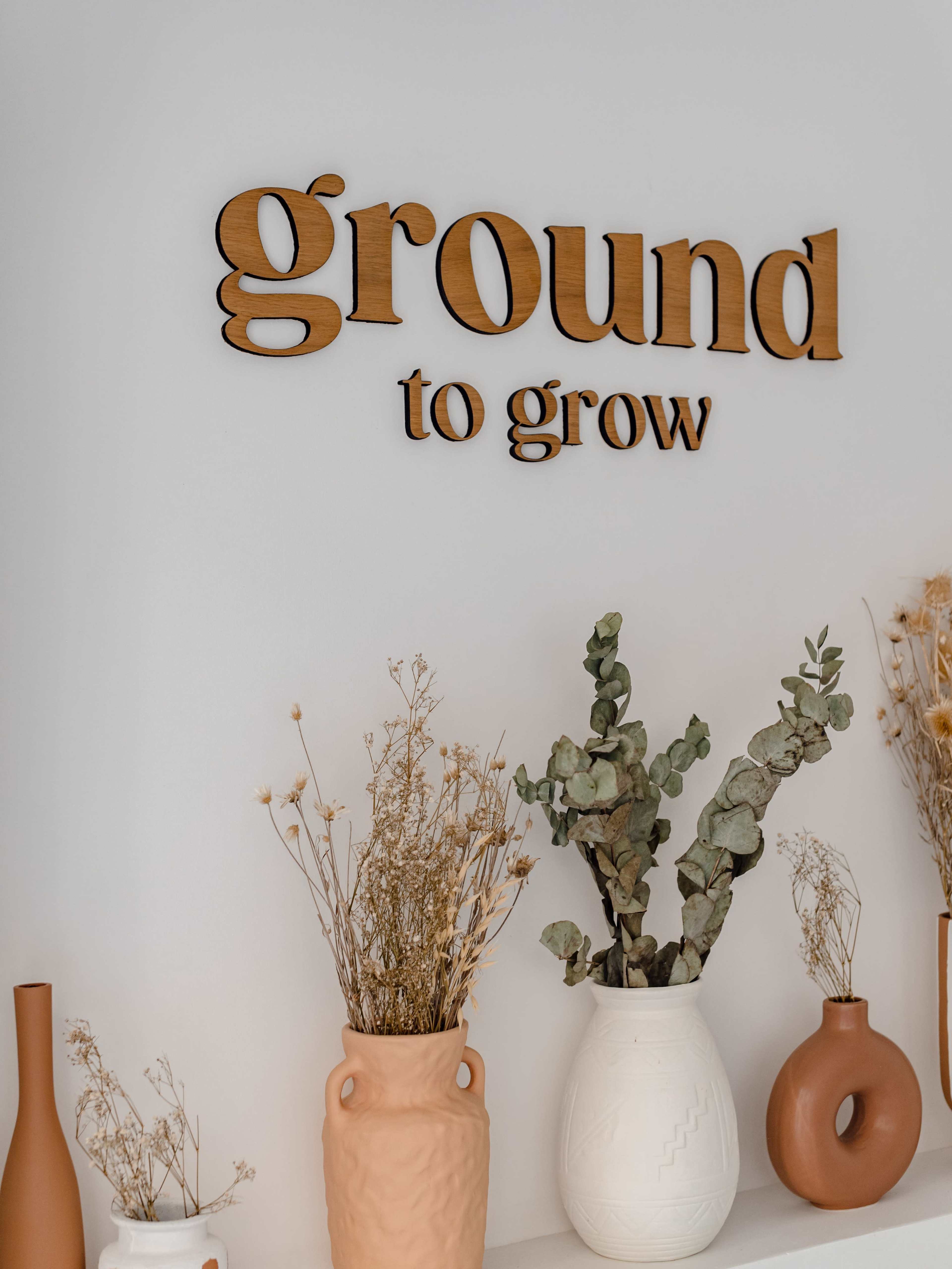 Salle lumineuse et pleine de charme au cœur du Marais – grande verrière & murs en pierre Image in Sainte-Avoye, Paris