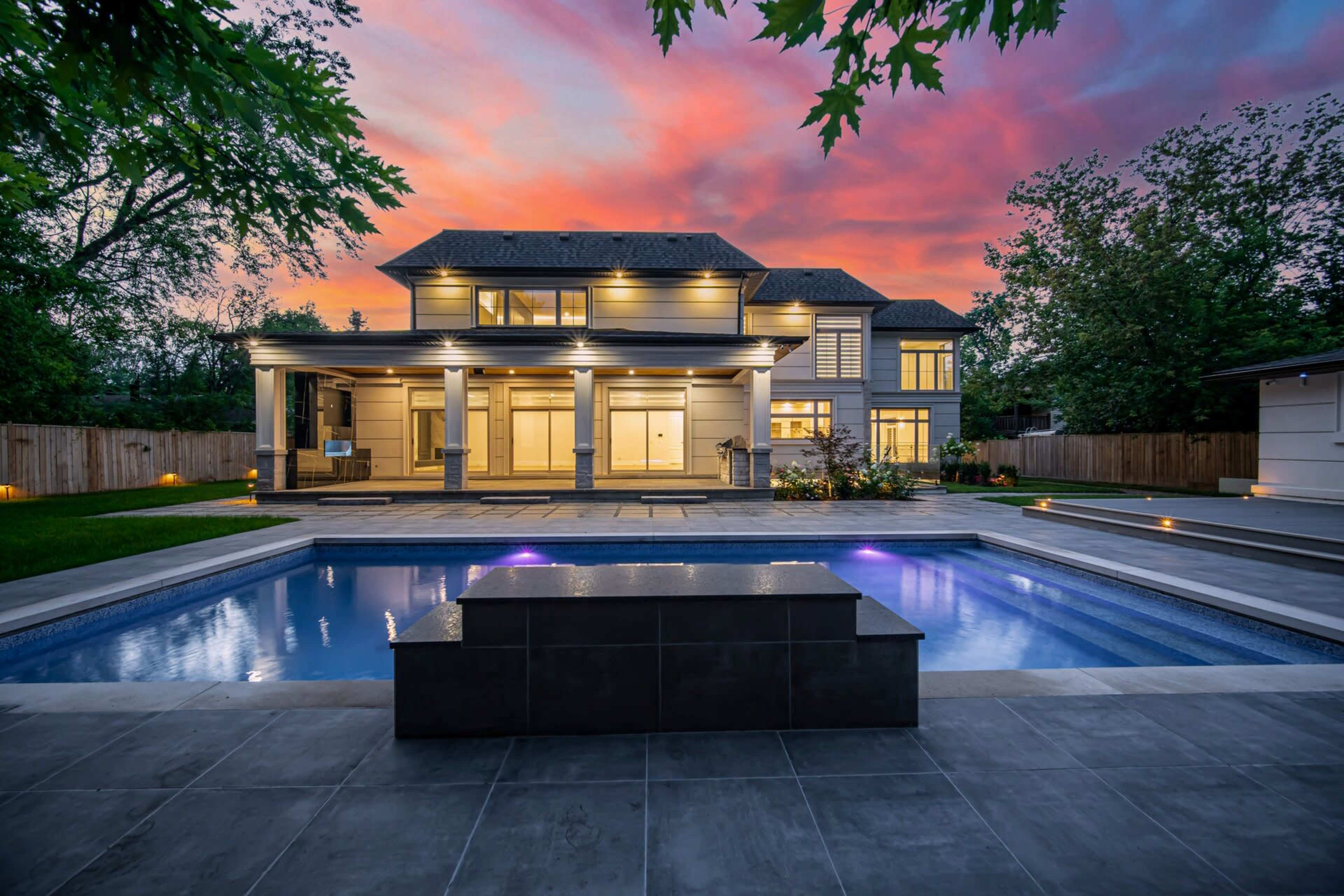 Lakeshore Modern Mansion Image in Bronte, Oakville, ON