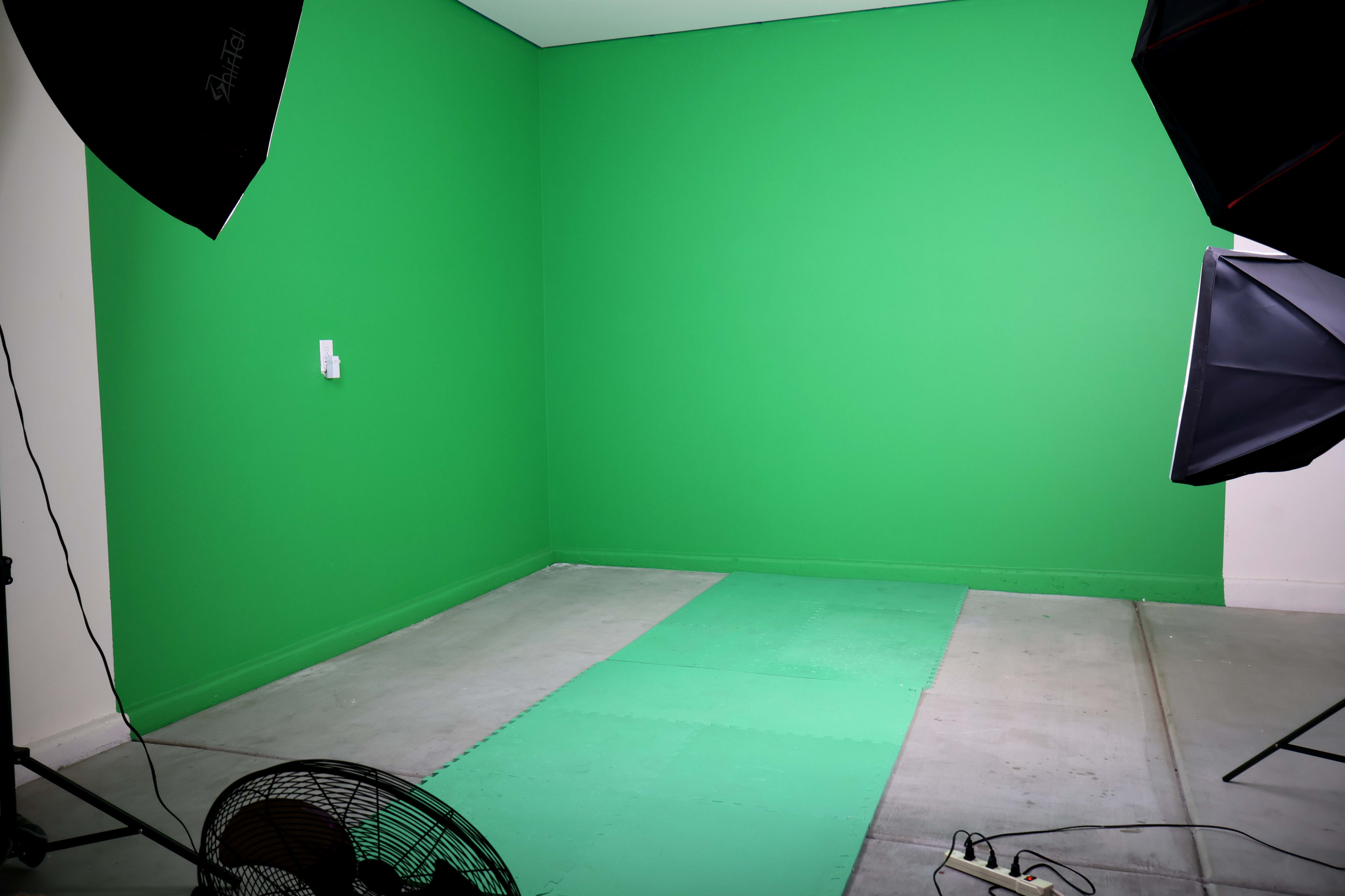 Creative Photo and Video Studio Image in Spring Valley, Las Vegas, NV