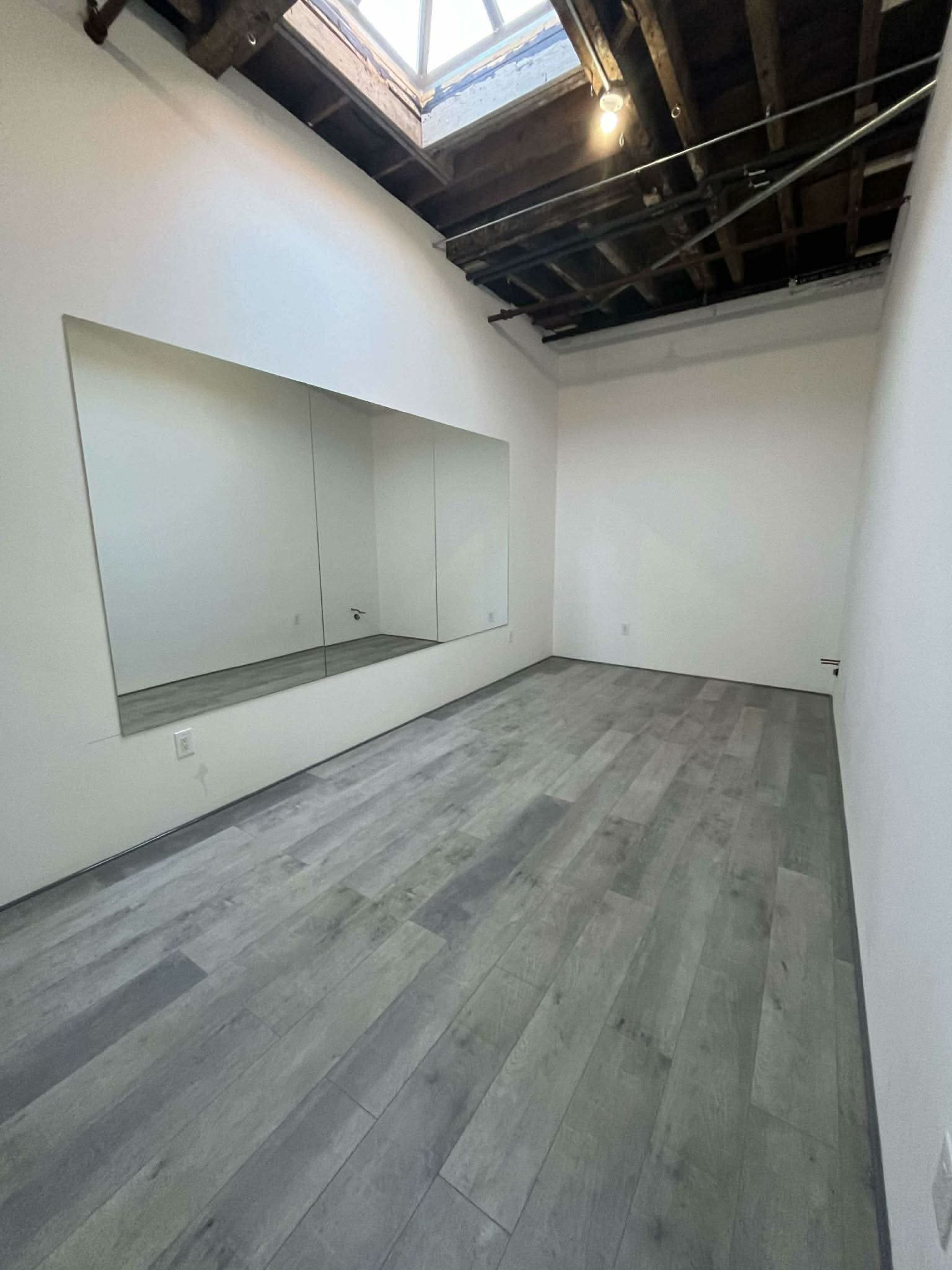 Brooklyn Dance Room 2 Image in East Williamsburg, New York, Brooklyn, NY