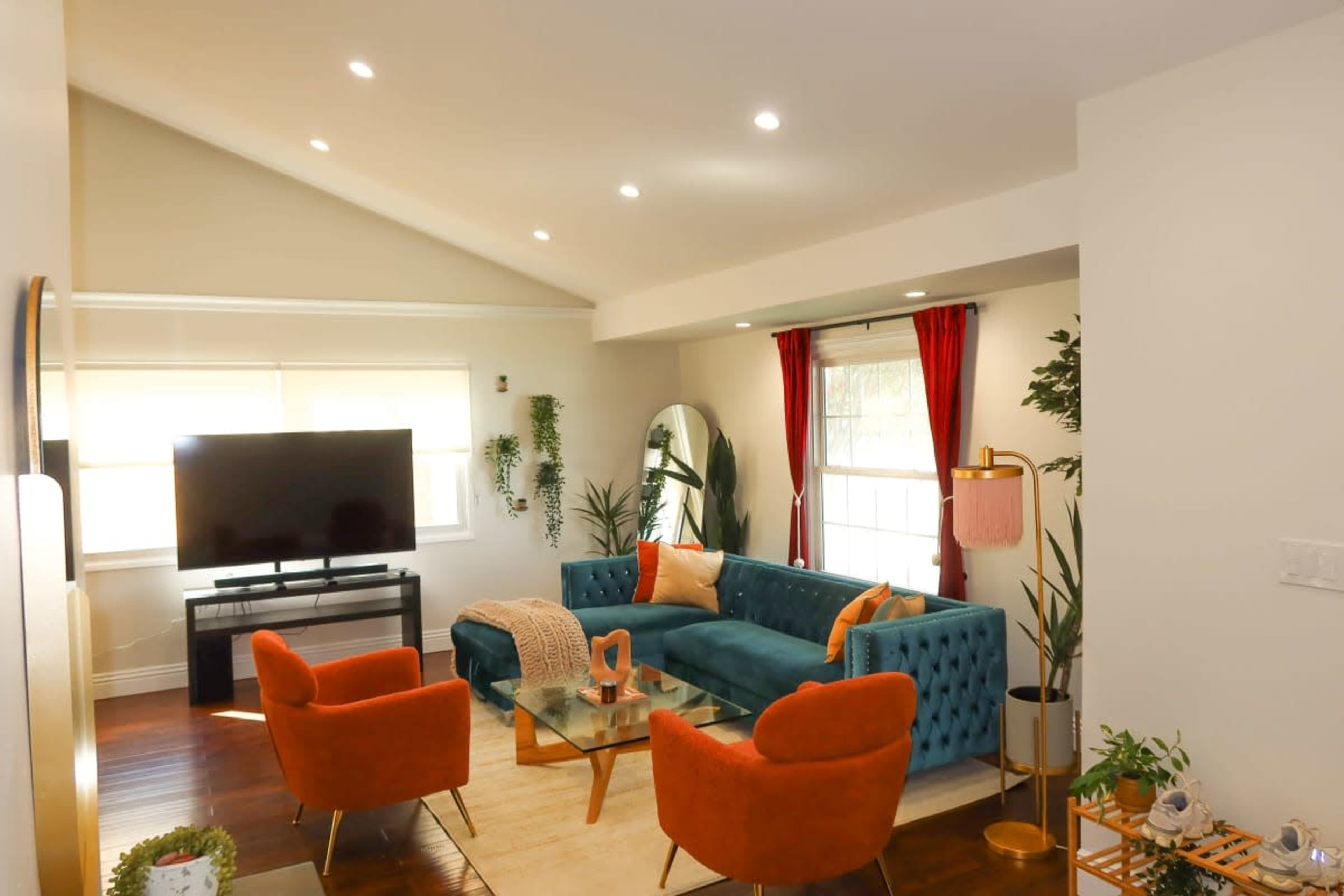 Modern Eclectic Home in Granada Hills with Natural Light 818 Image in North Hills, North Hills, CA