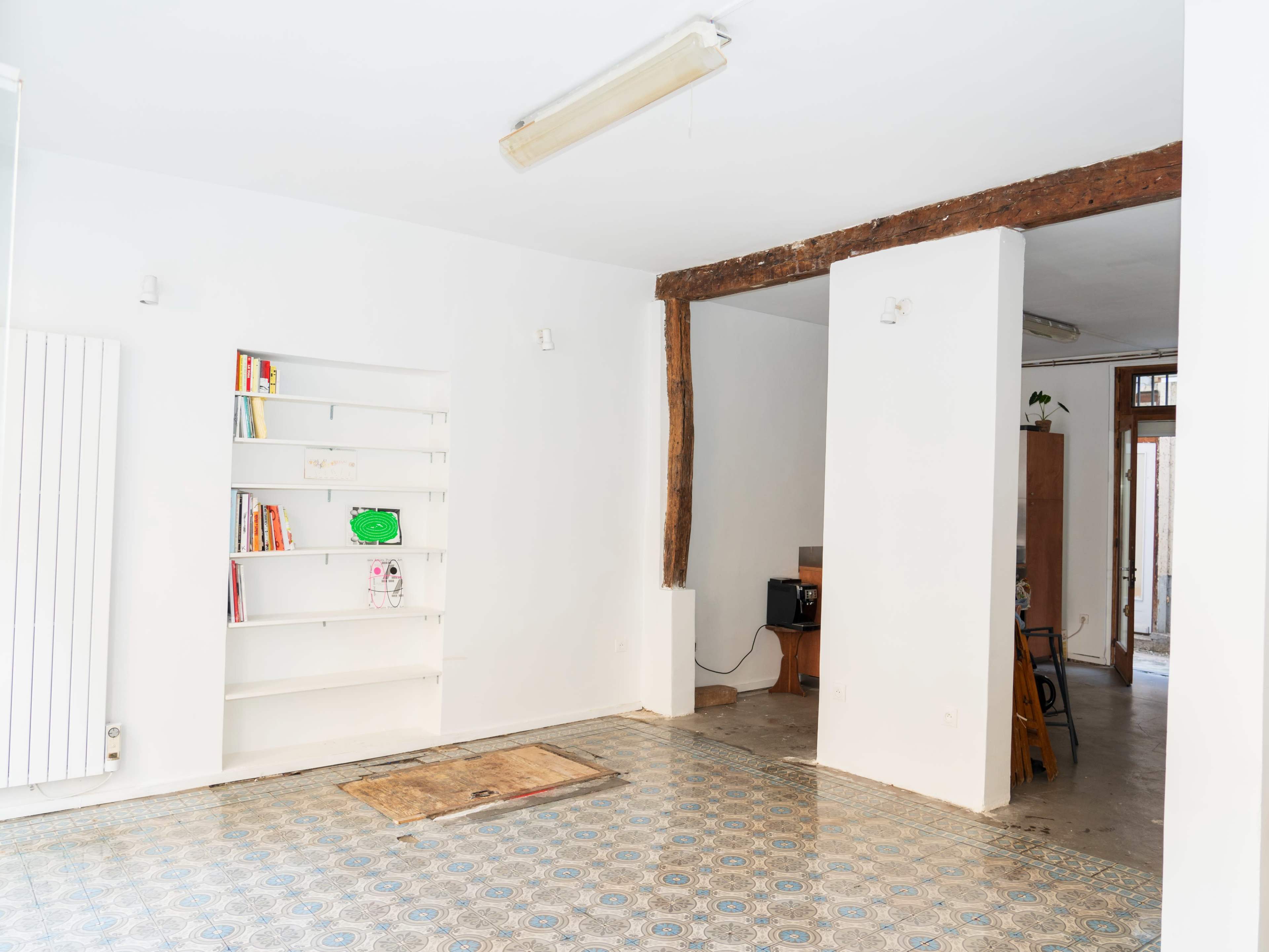 Espace avec vitrine sur rue dans le 11ème Image in Roquette, Paris